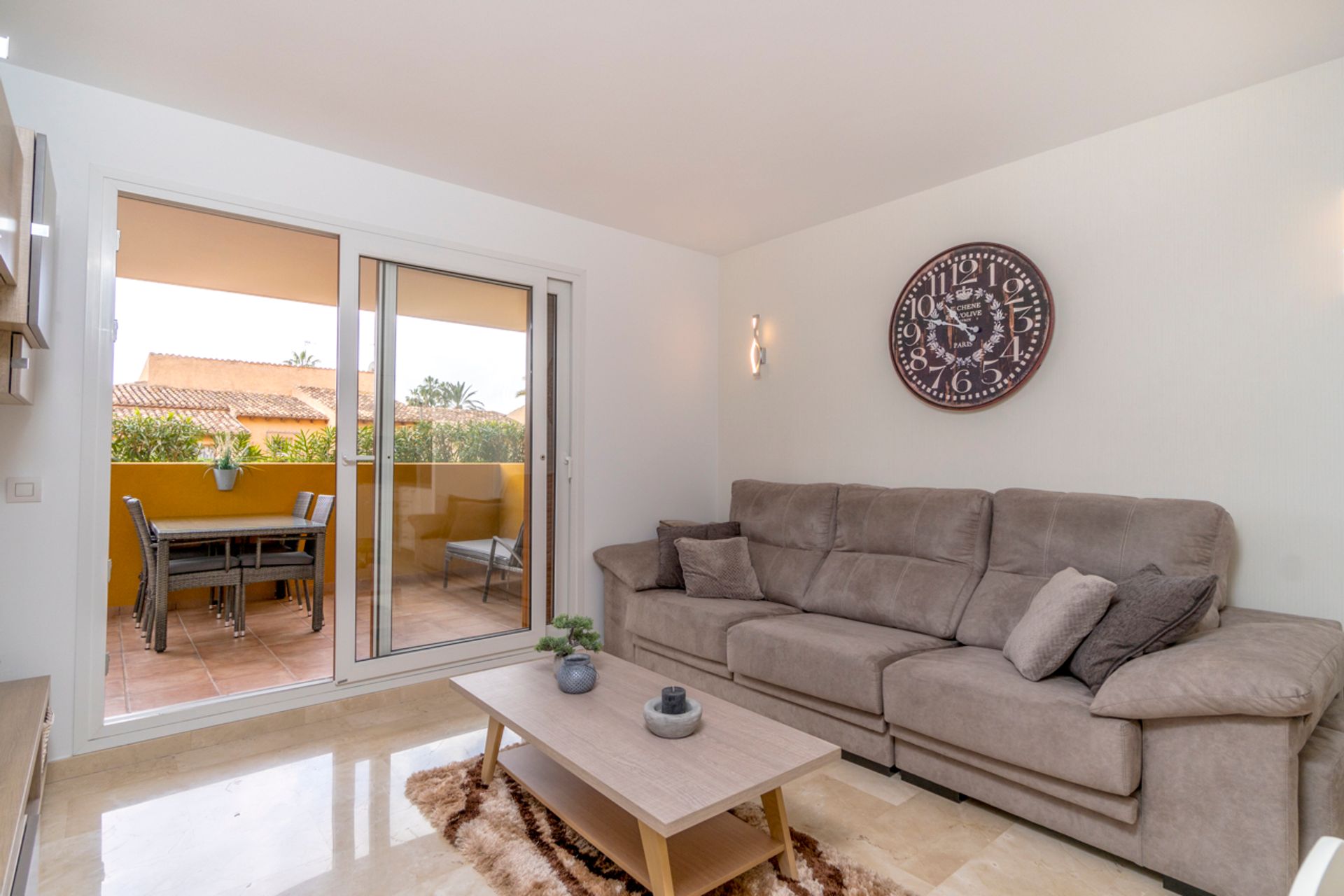 Condominium in Torrevieja, Valencia 10210889