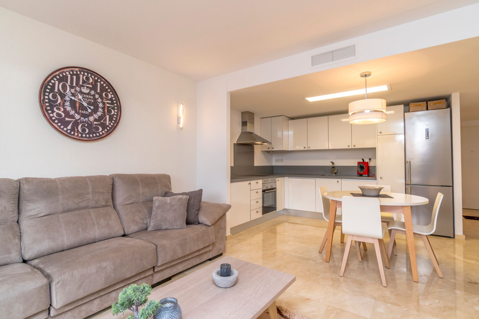 Condominium in Torrevieja, Valencia 10210889