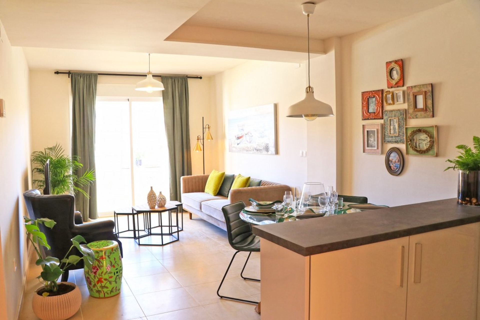 Condominium in Santa Pola, Valencian Community 10211398