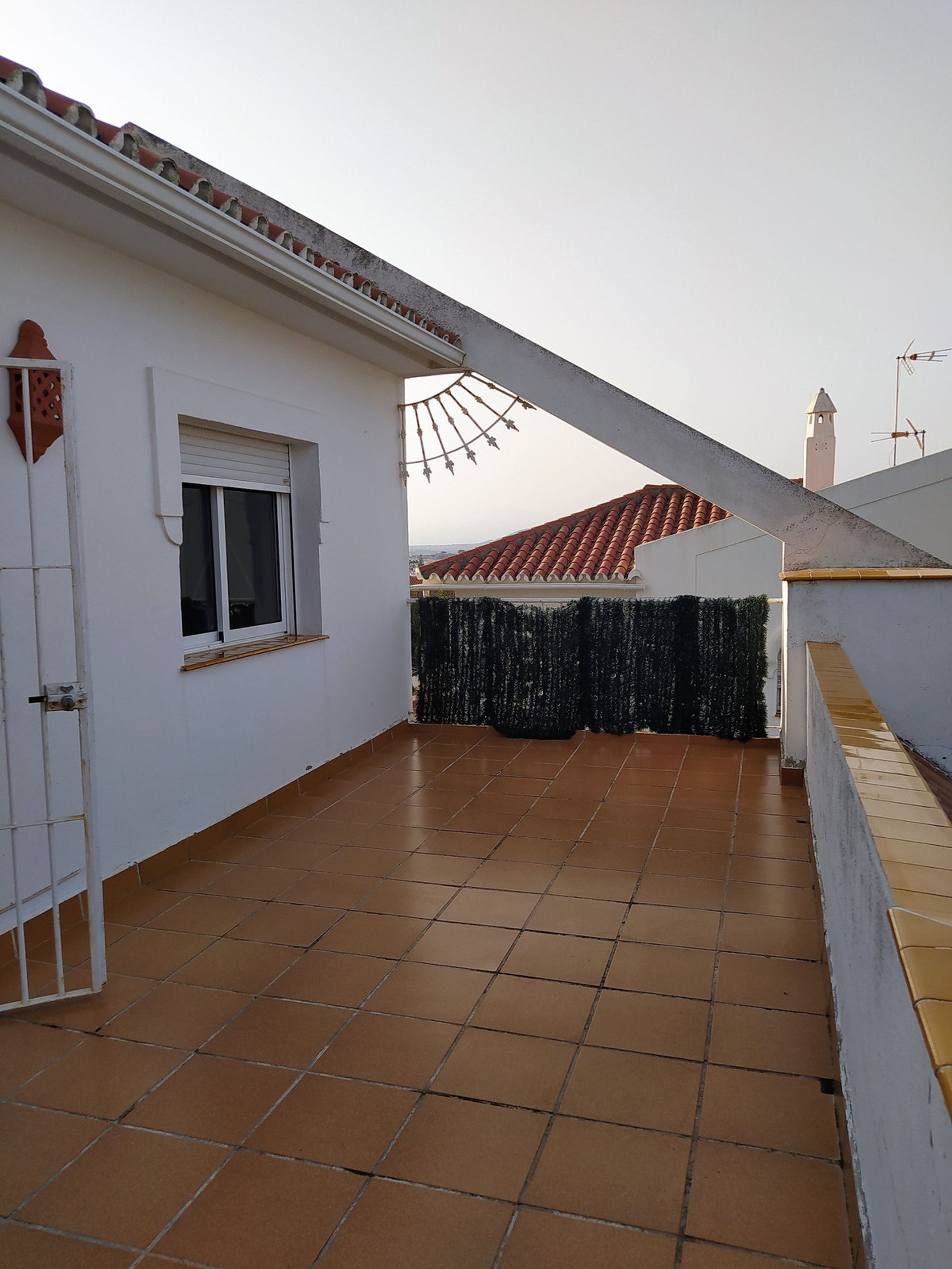 Huis in Alhaurín de la Torre, Andalusia 10211648