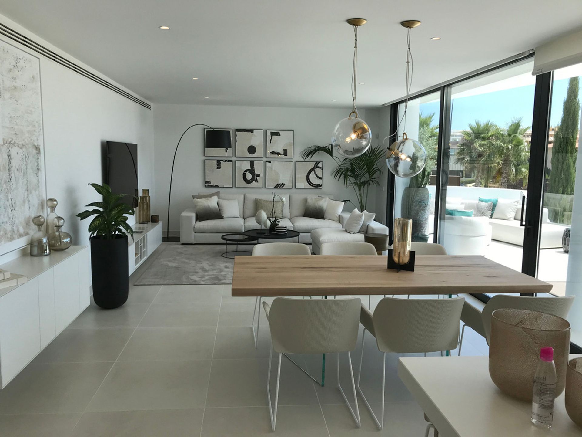 Condominium in Benalmádena, Andalusia 10211757