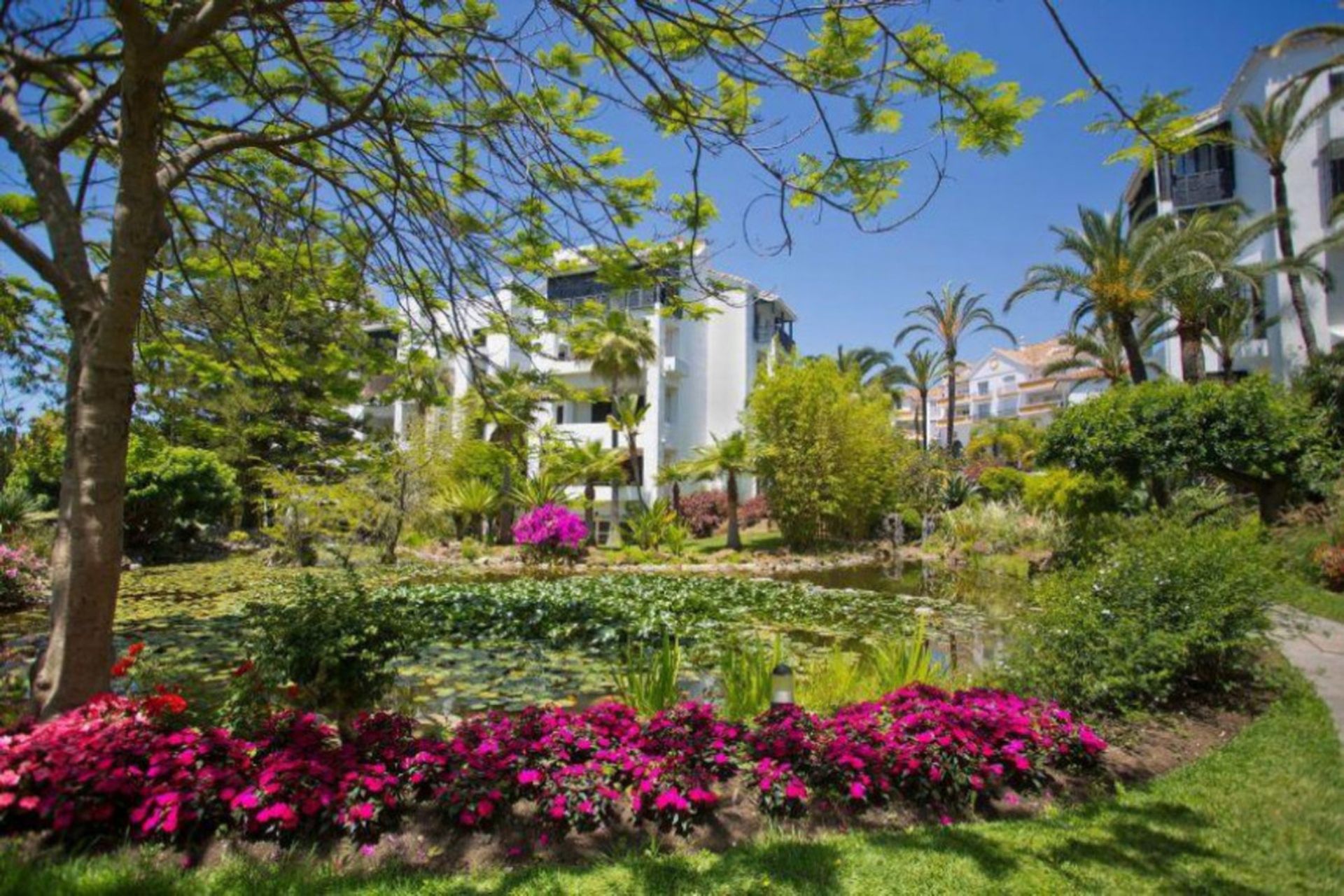 קוֹנדוֹמִינִיוֹן ב Marbella, Andalucía 10211842