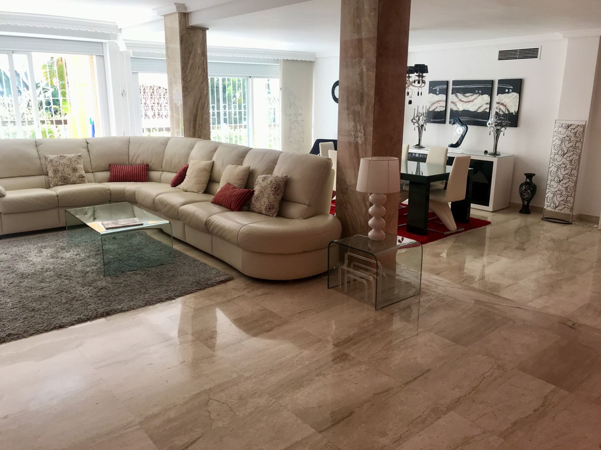 Condominio en Marbella, Andalucía 10211846