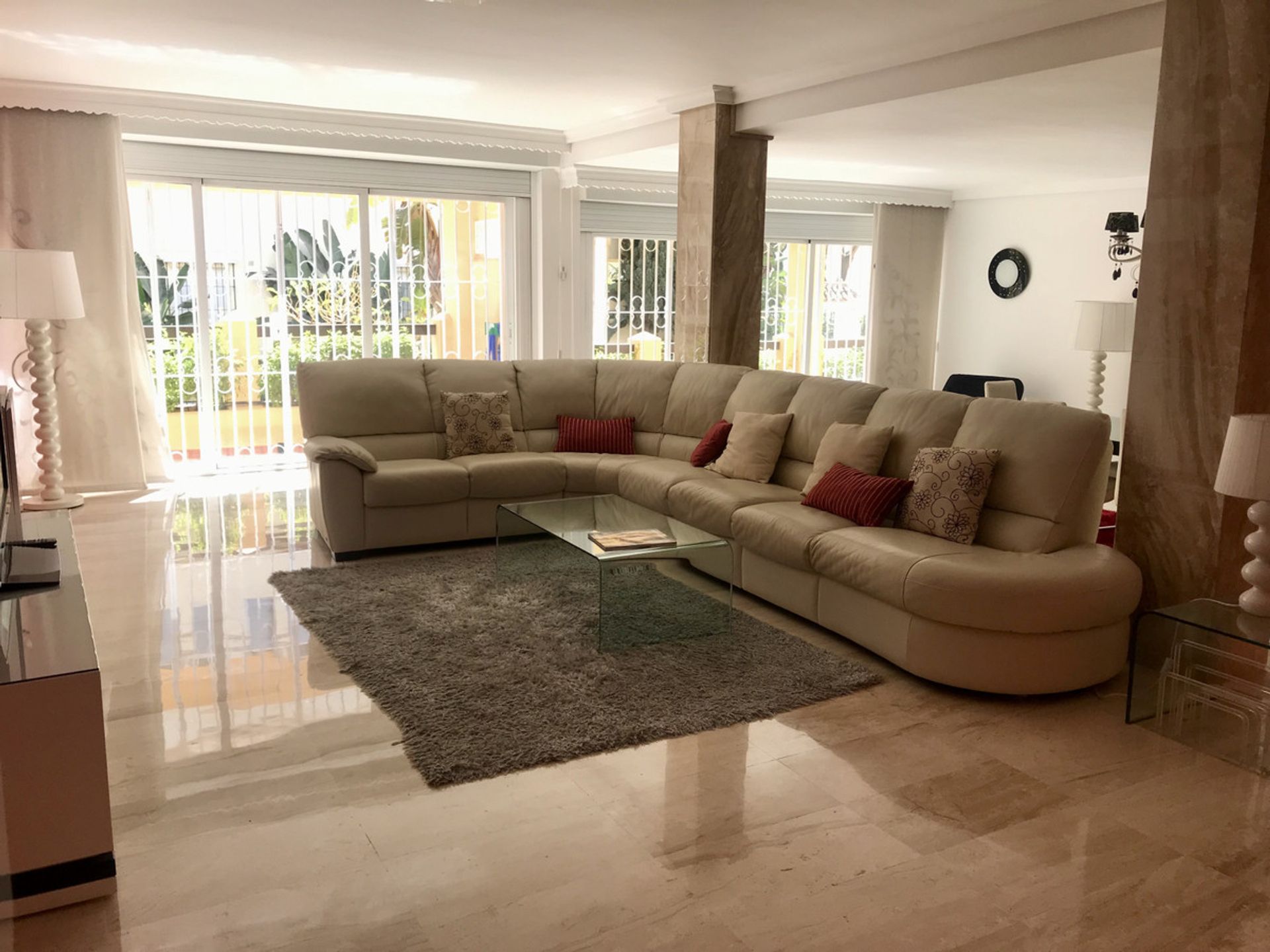 Condominio en Marbella, Andalucía 10211846