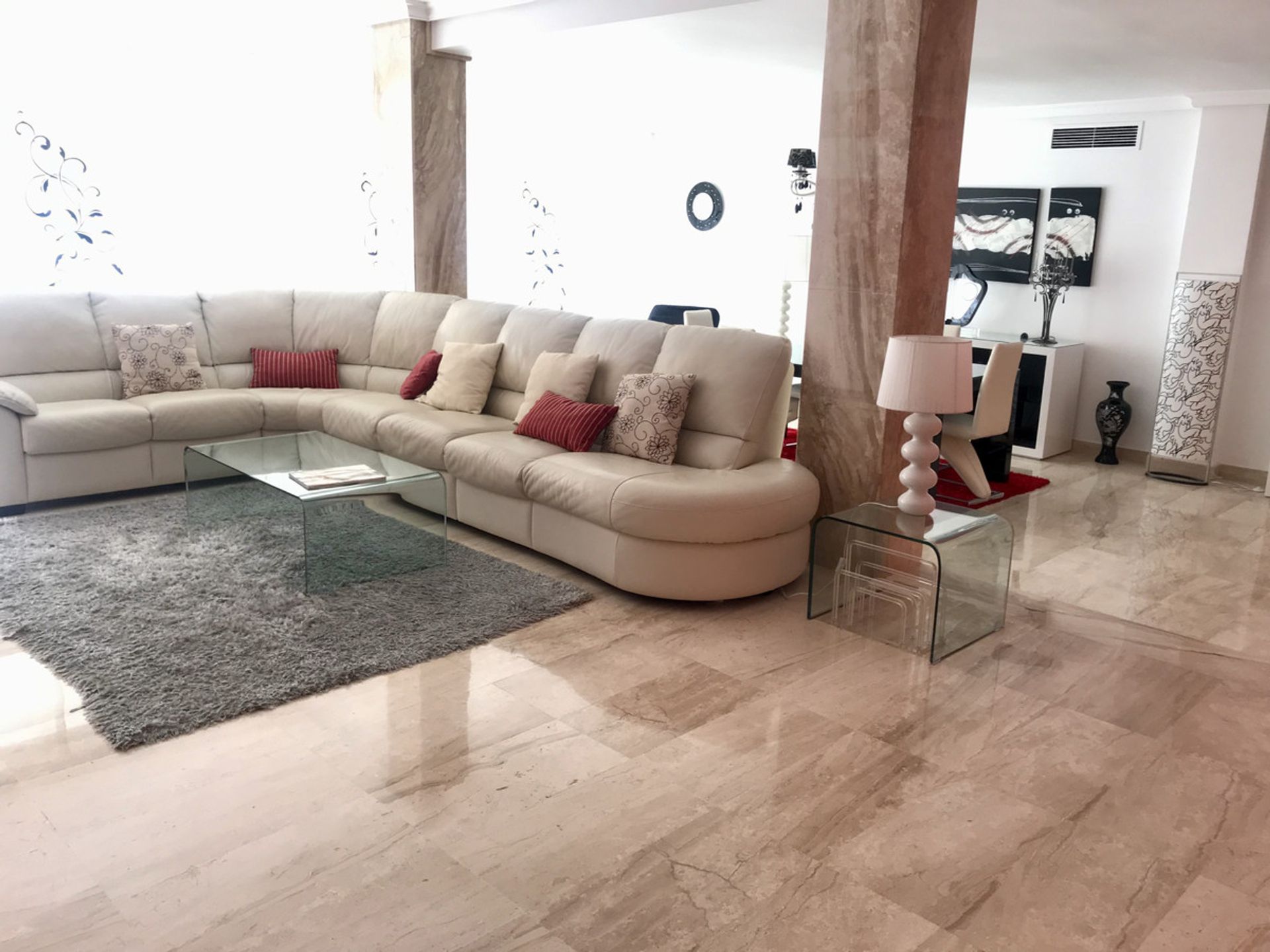 Condominio en Marbella, Andalucía 10211846