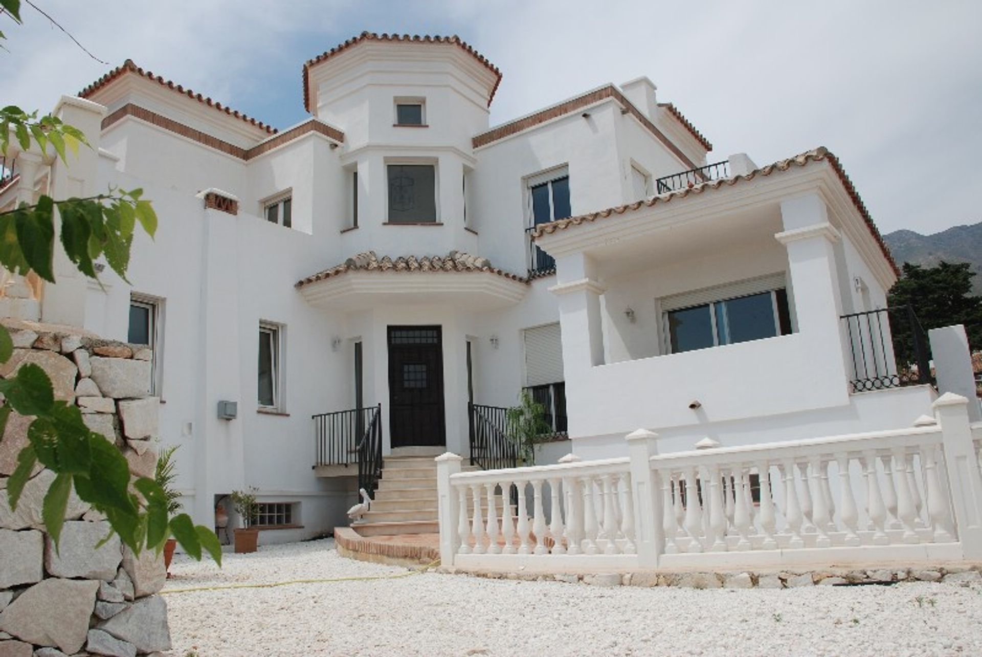 House in Alhaurin el Grande, Andalusia 10212178