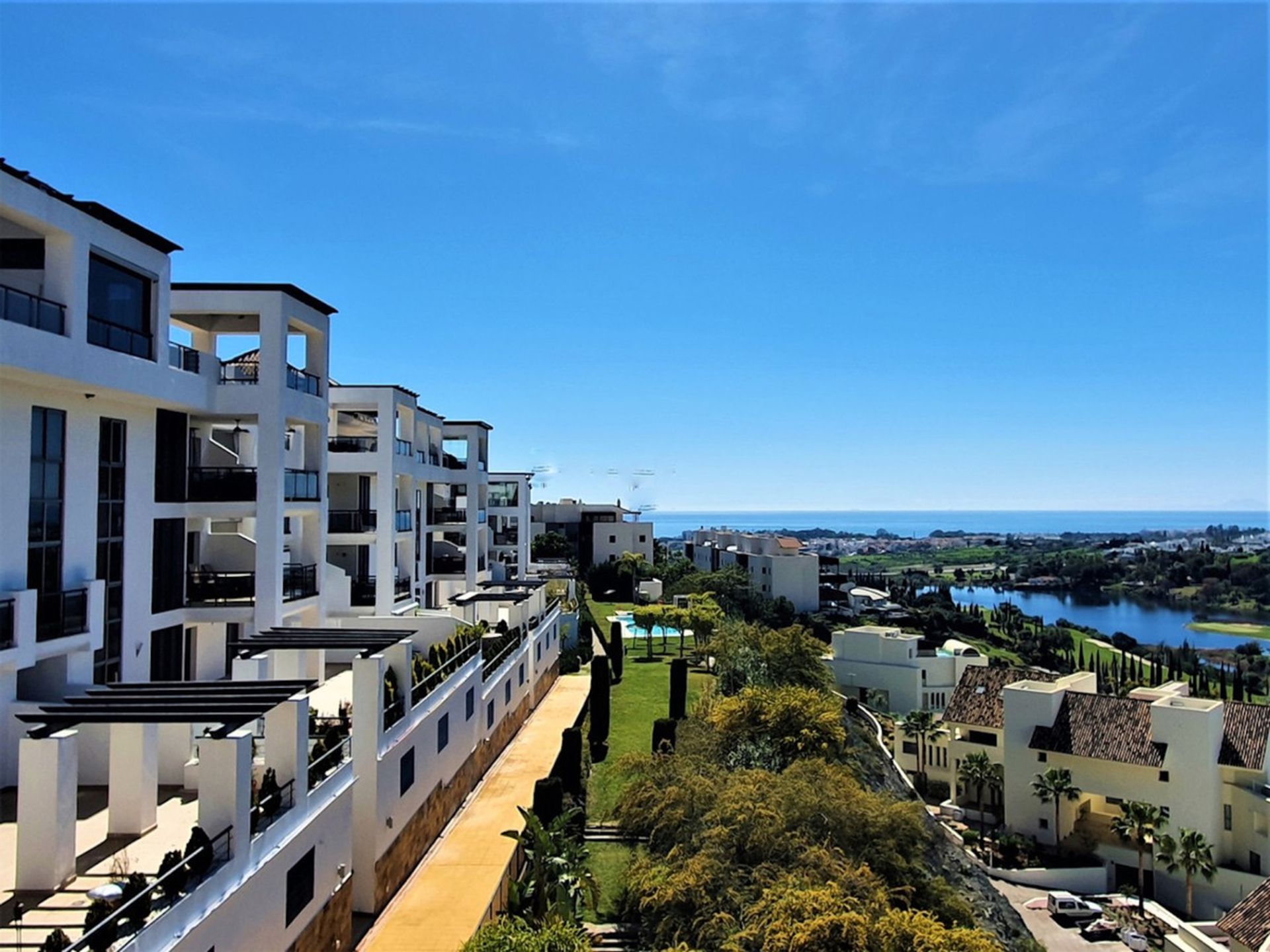 Condominium dans Marbella, Andalucía 10212245