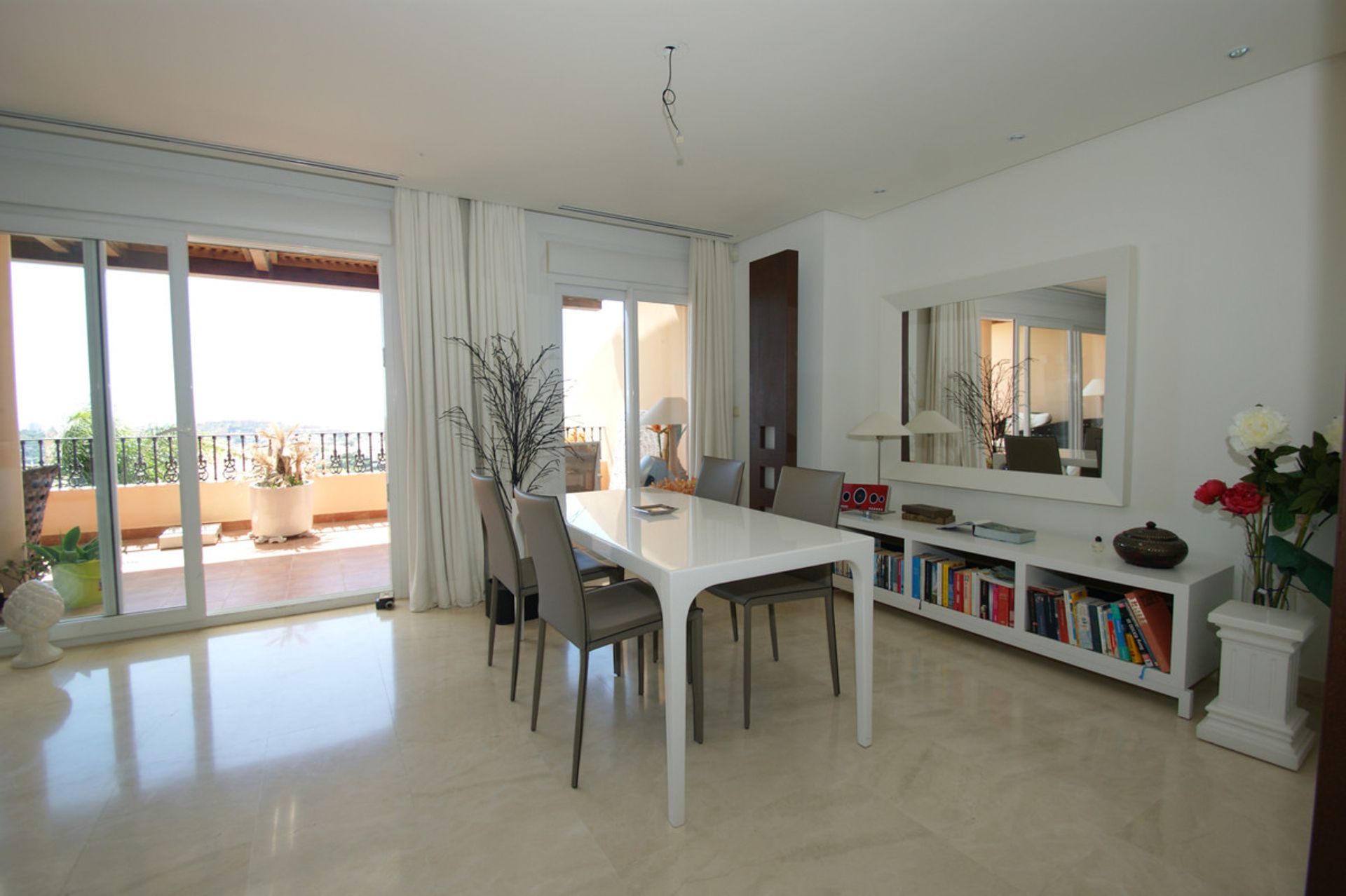 Condominio en Marbella, Andalucía 10212263