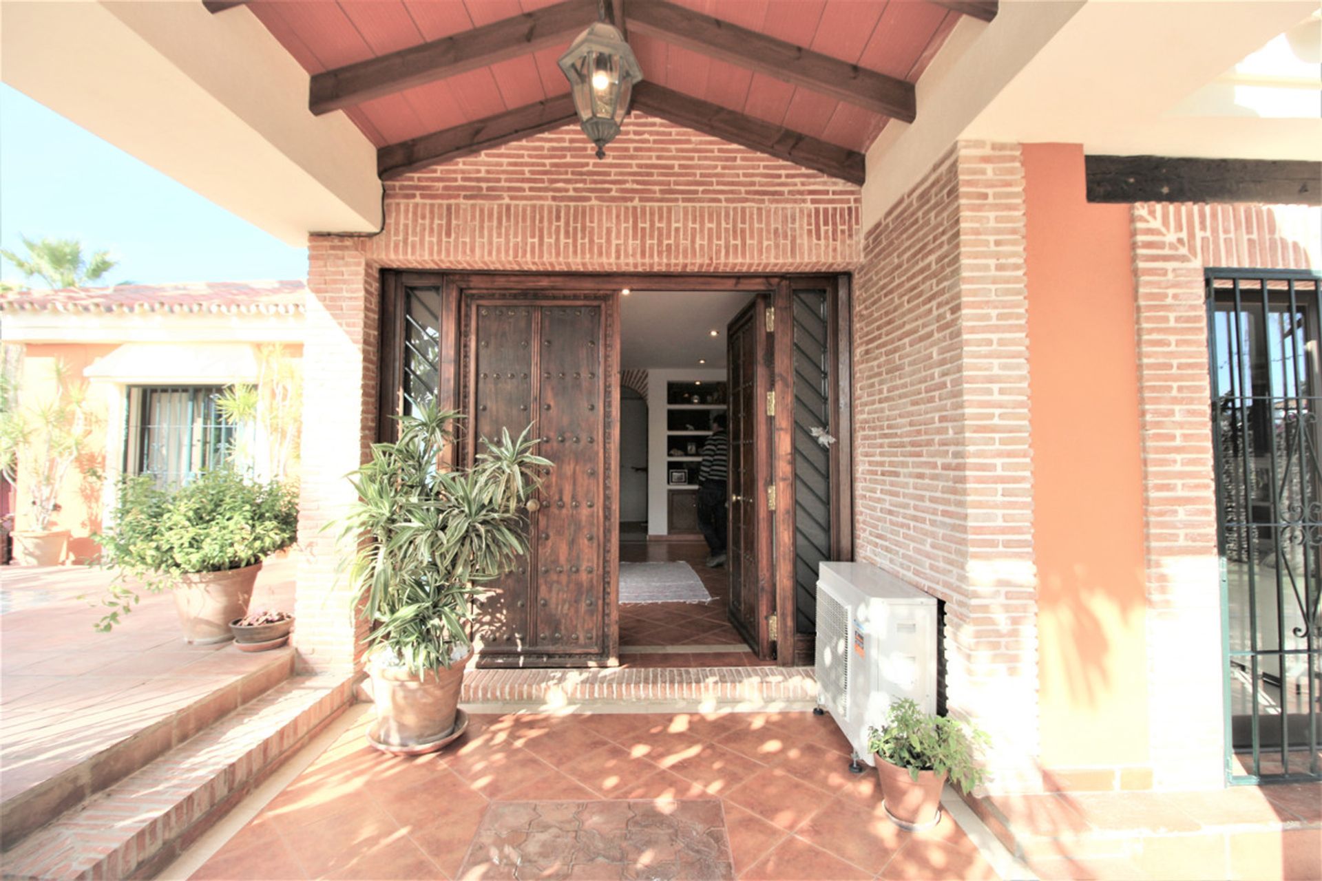 rumah dalam Marbella, Andalucía 10212297