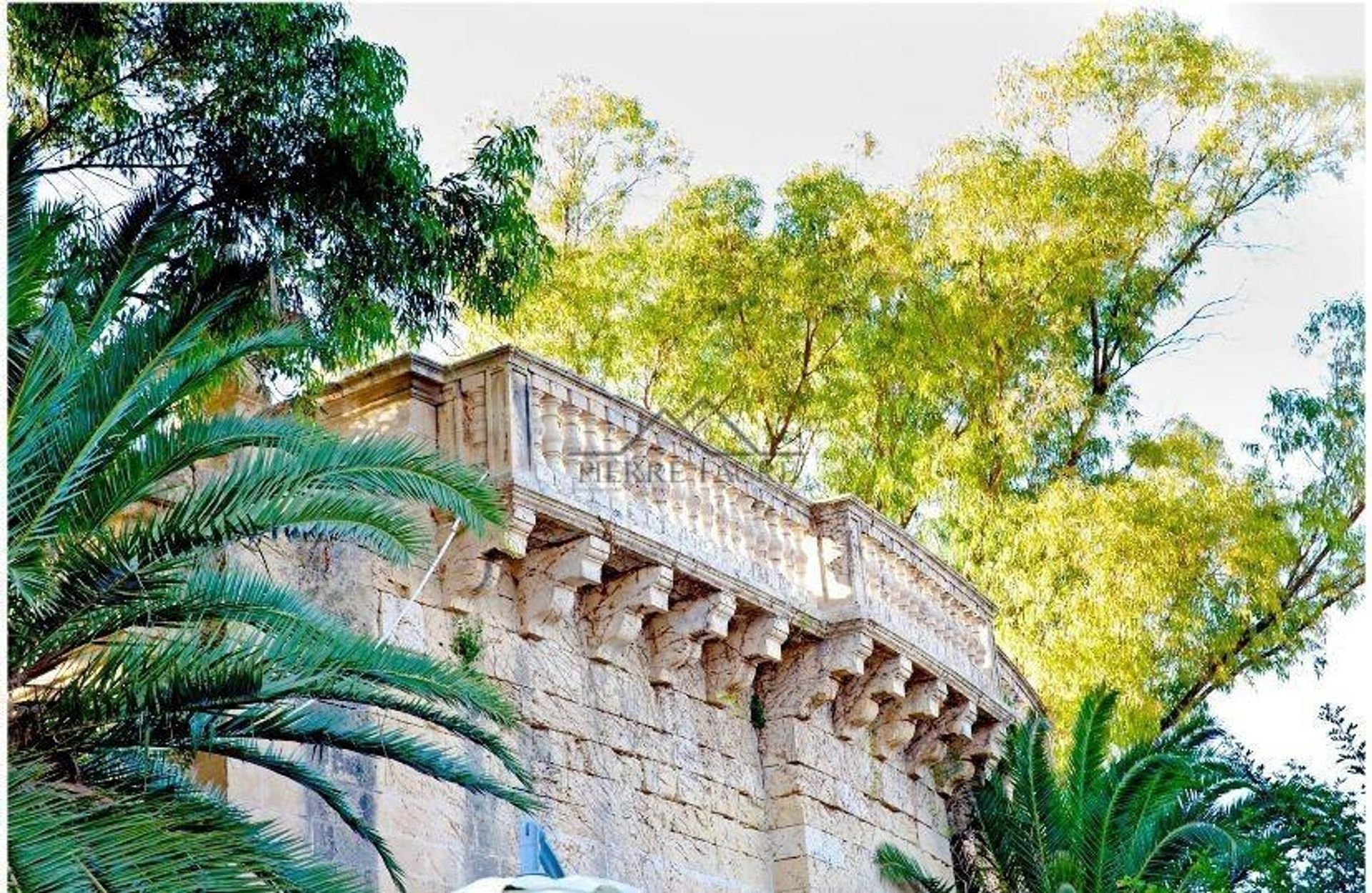 קוֹנדוֹמִינִיוֹן ב Balzan,  10212493