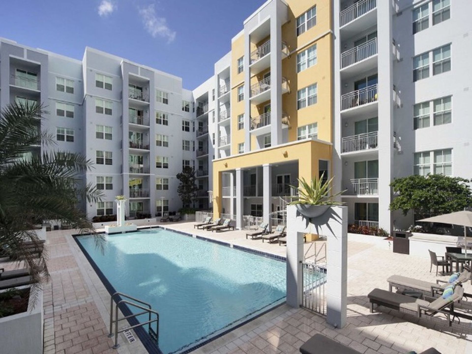 Condominio en Coral Gables, Florida 10213119