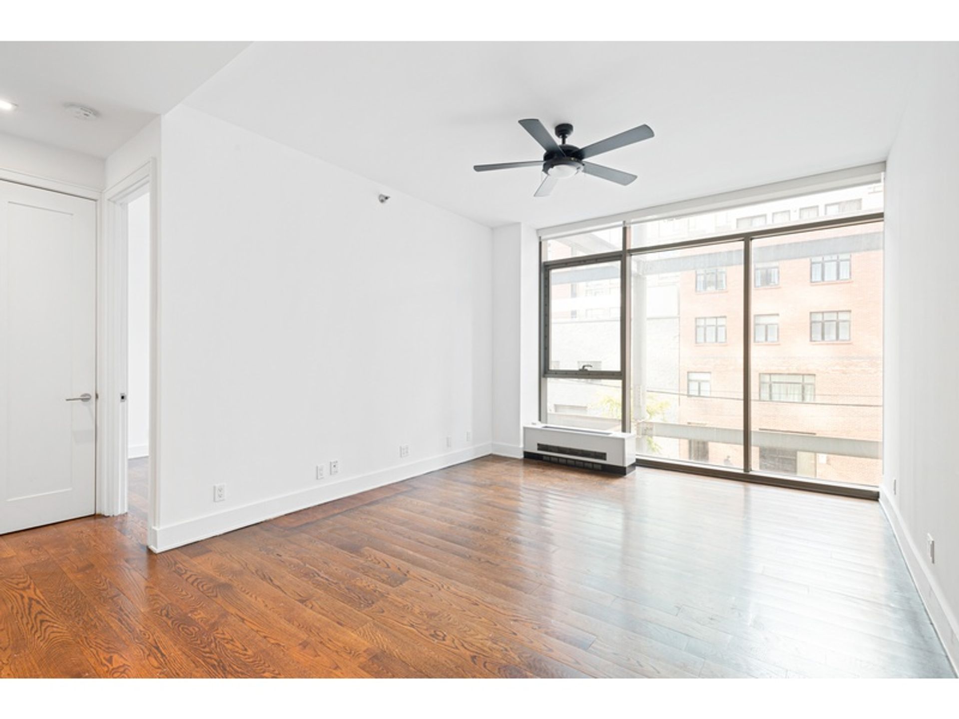 Condominio en , New York 10213146