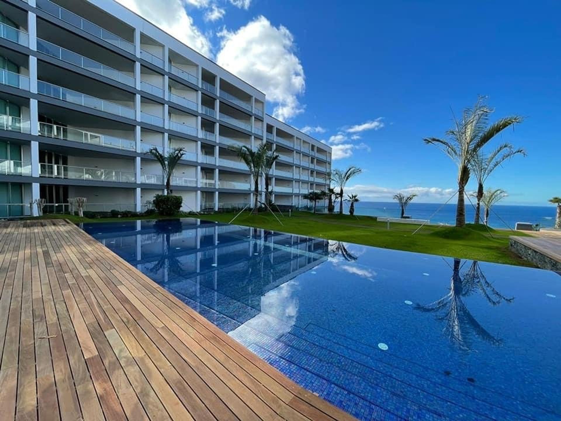 Condominium in Funchal, Madeira 10214280