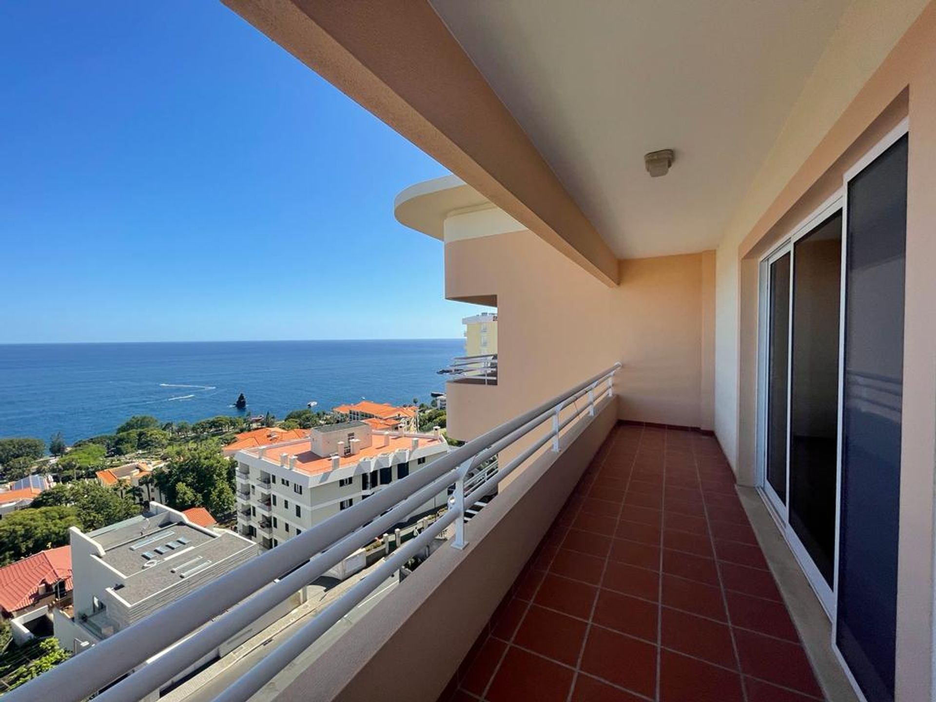 Condominium in Funchal, Rua da Casa Branca 10214282