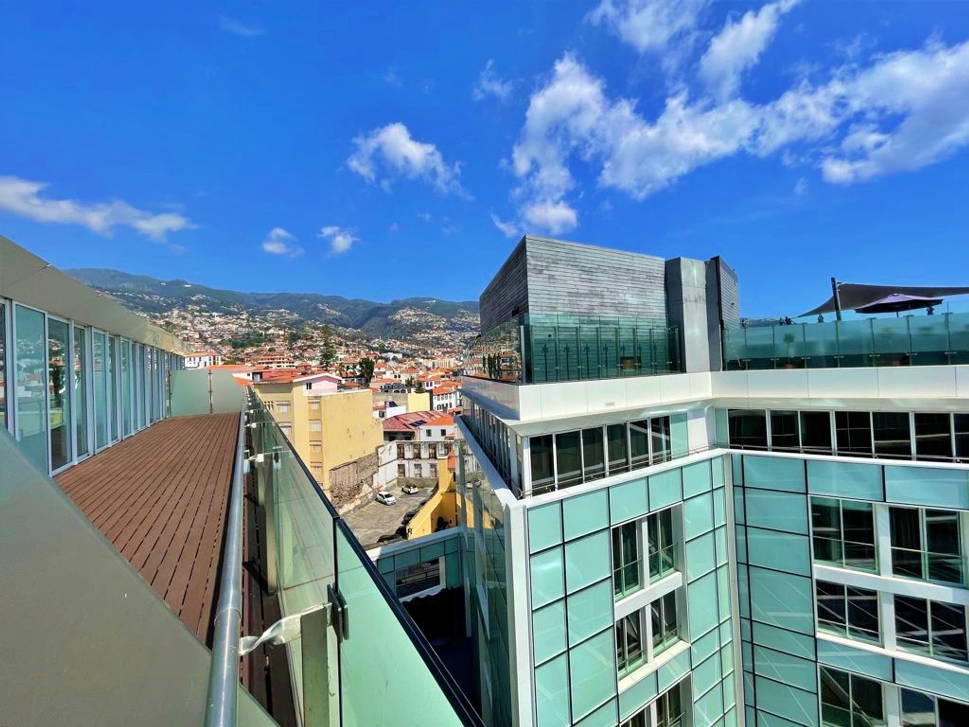 Condominio en Funchal, Rua Doutor Brito Câmara 10214332