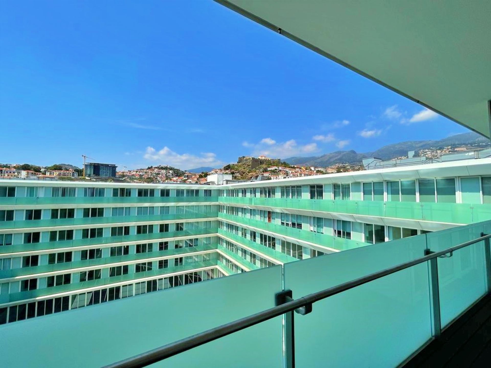 Condominio en Funchal, Rua Doutor Brito Câmara 10214332