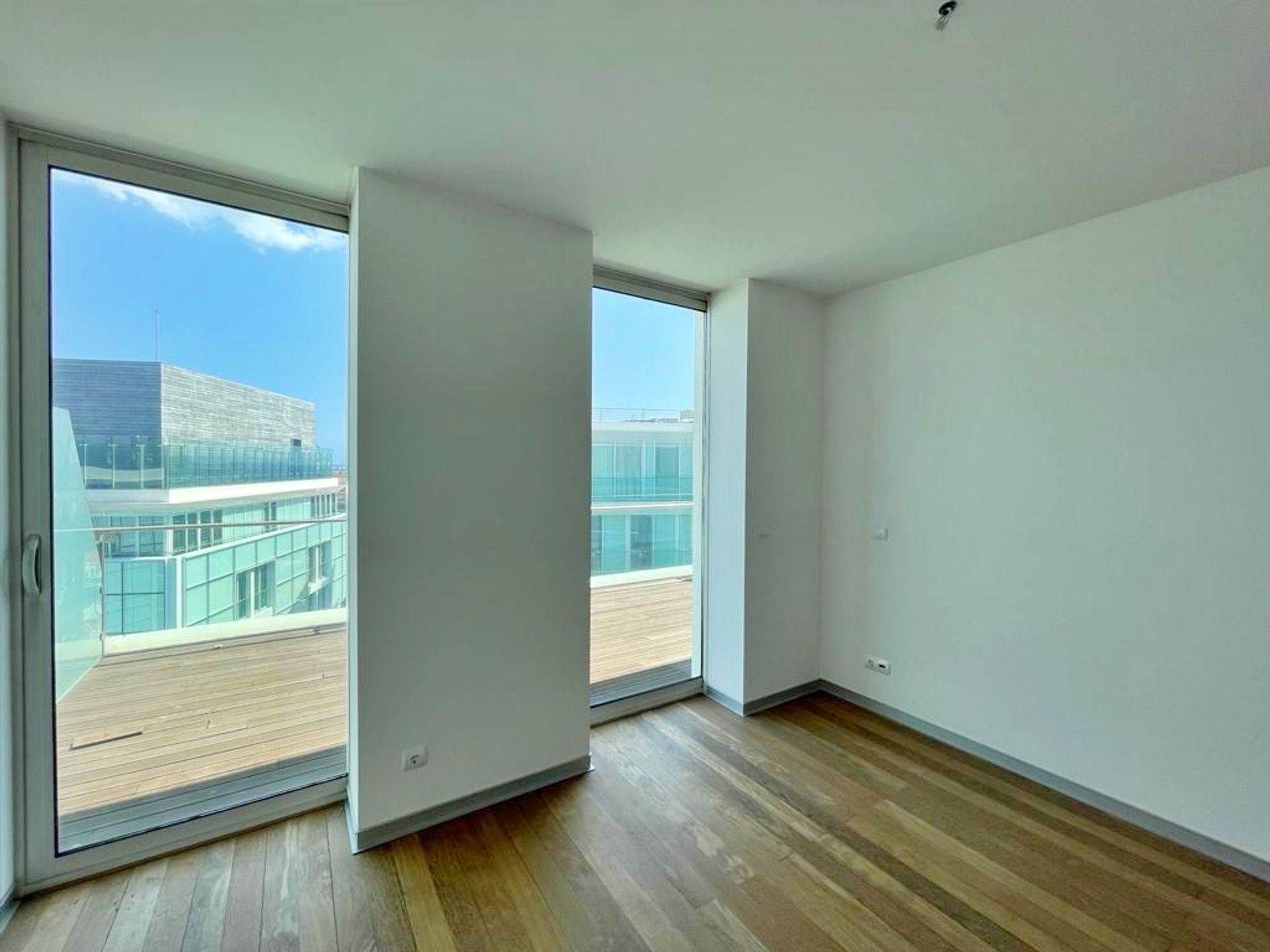 Condominio nel Funchal, Rua Doutor Brito Câmara 10214333