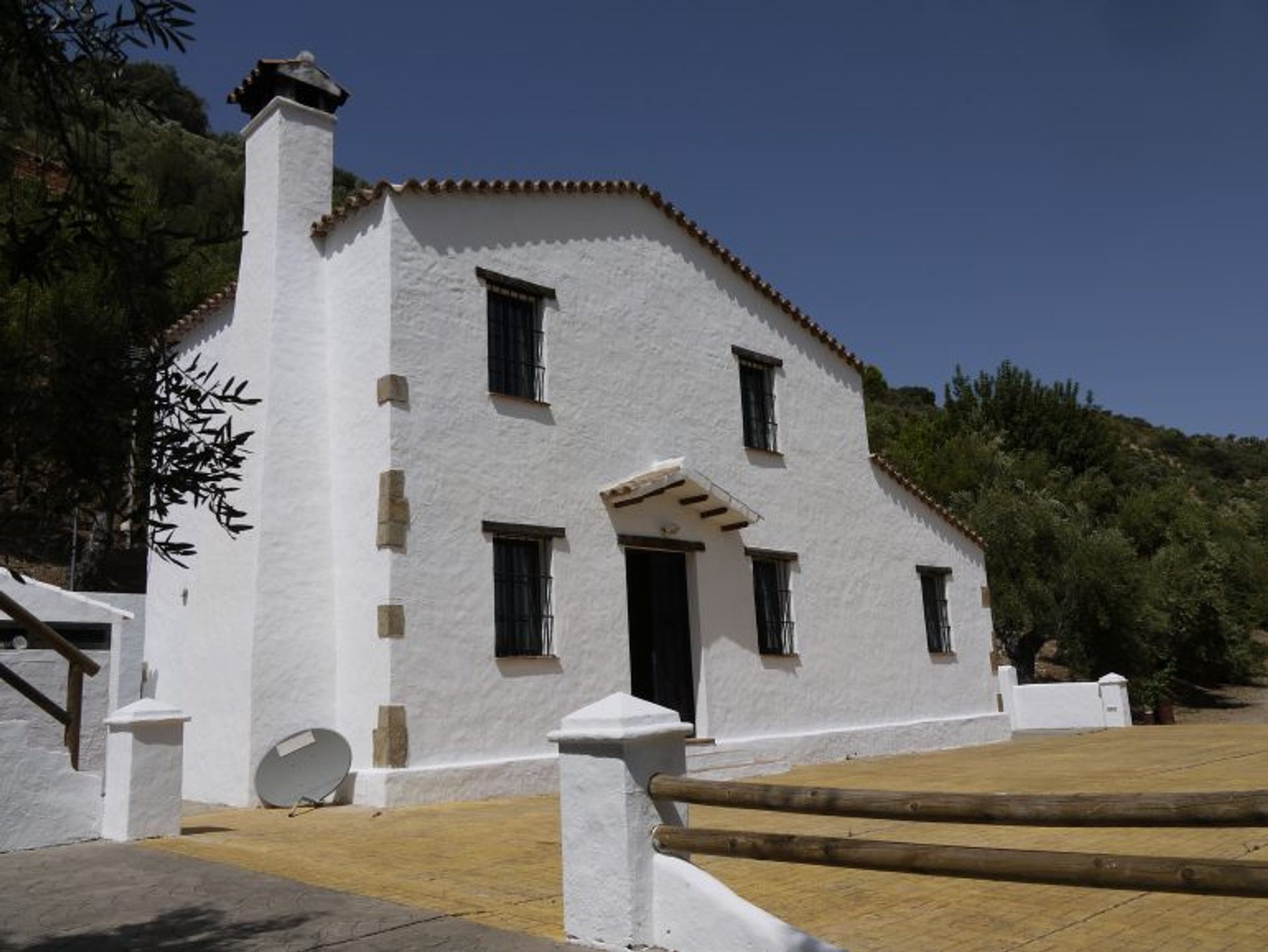 Talo sisään Zahara de la Sierra, Andalusia 10214601