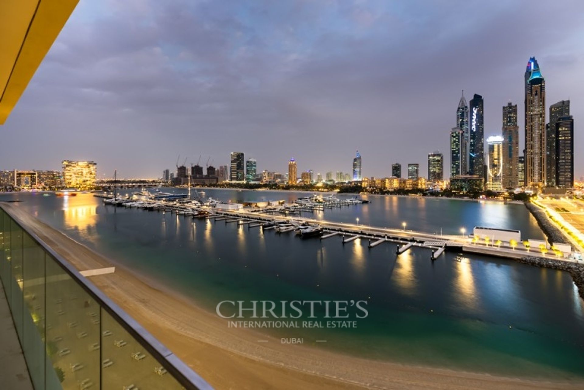 Condominio en Dubai, Dubai 10215562