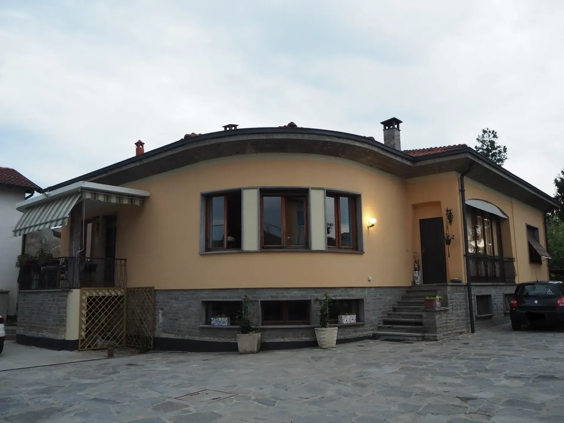 Rumah di Brebbia, Lombardy 10215580