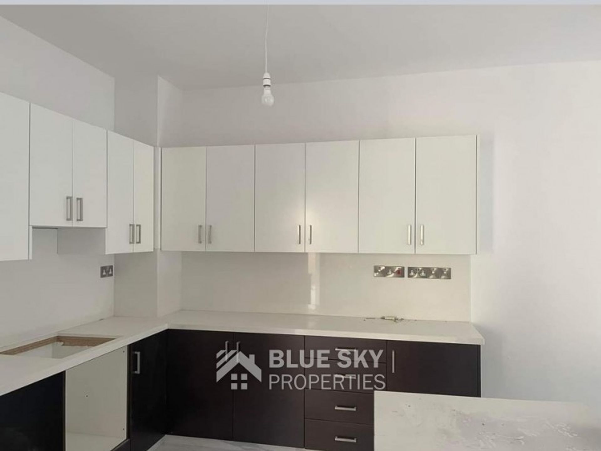 Condominio nel Peyia, Paphos 10215677