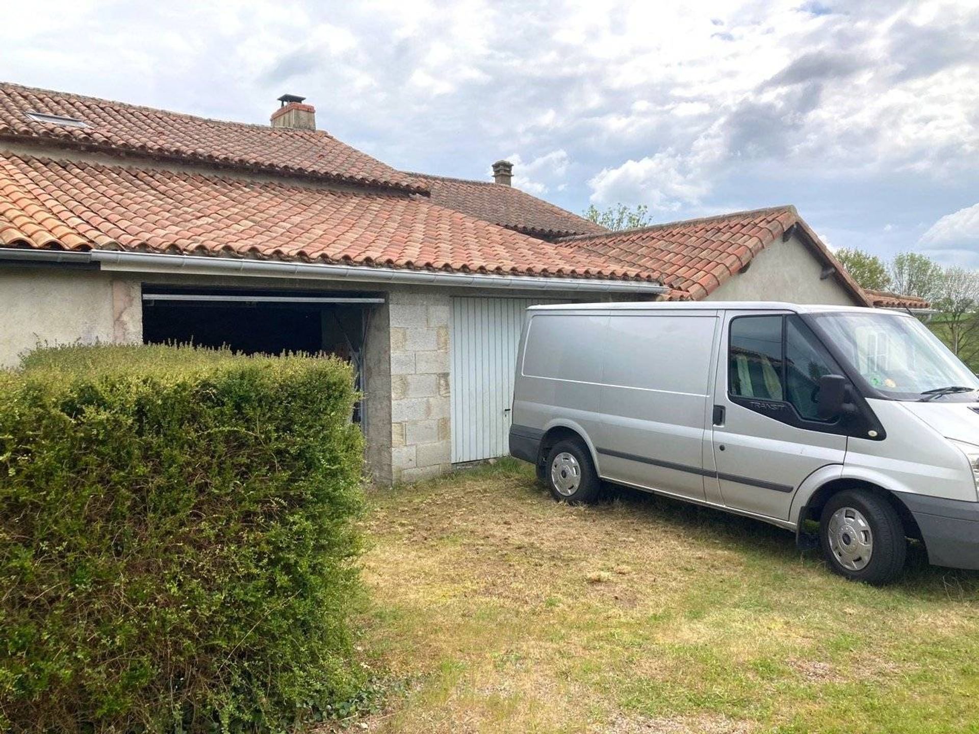 Huis in Clessé, Bourgogne-Franche-Comte 10216054