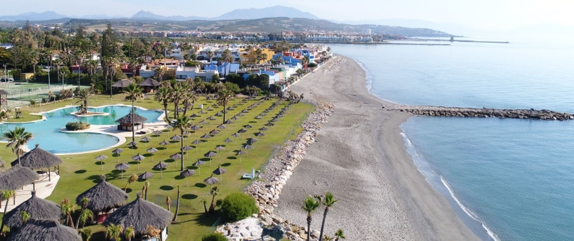 Condominium in San Roque, Andalucía 10217192