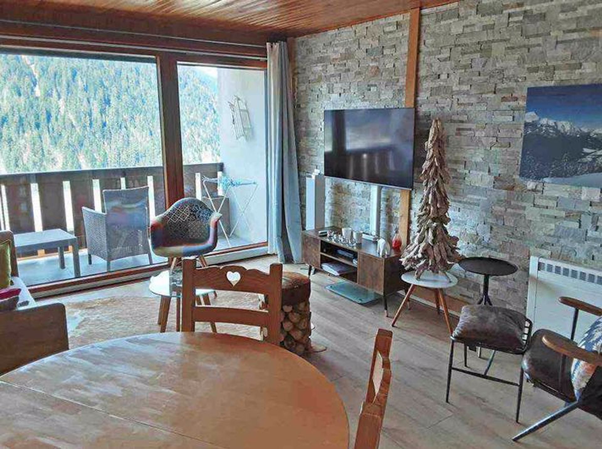 Кондоминиум в Châtel, Auvergne-Rhône-Alpes 10217954