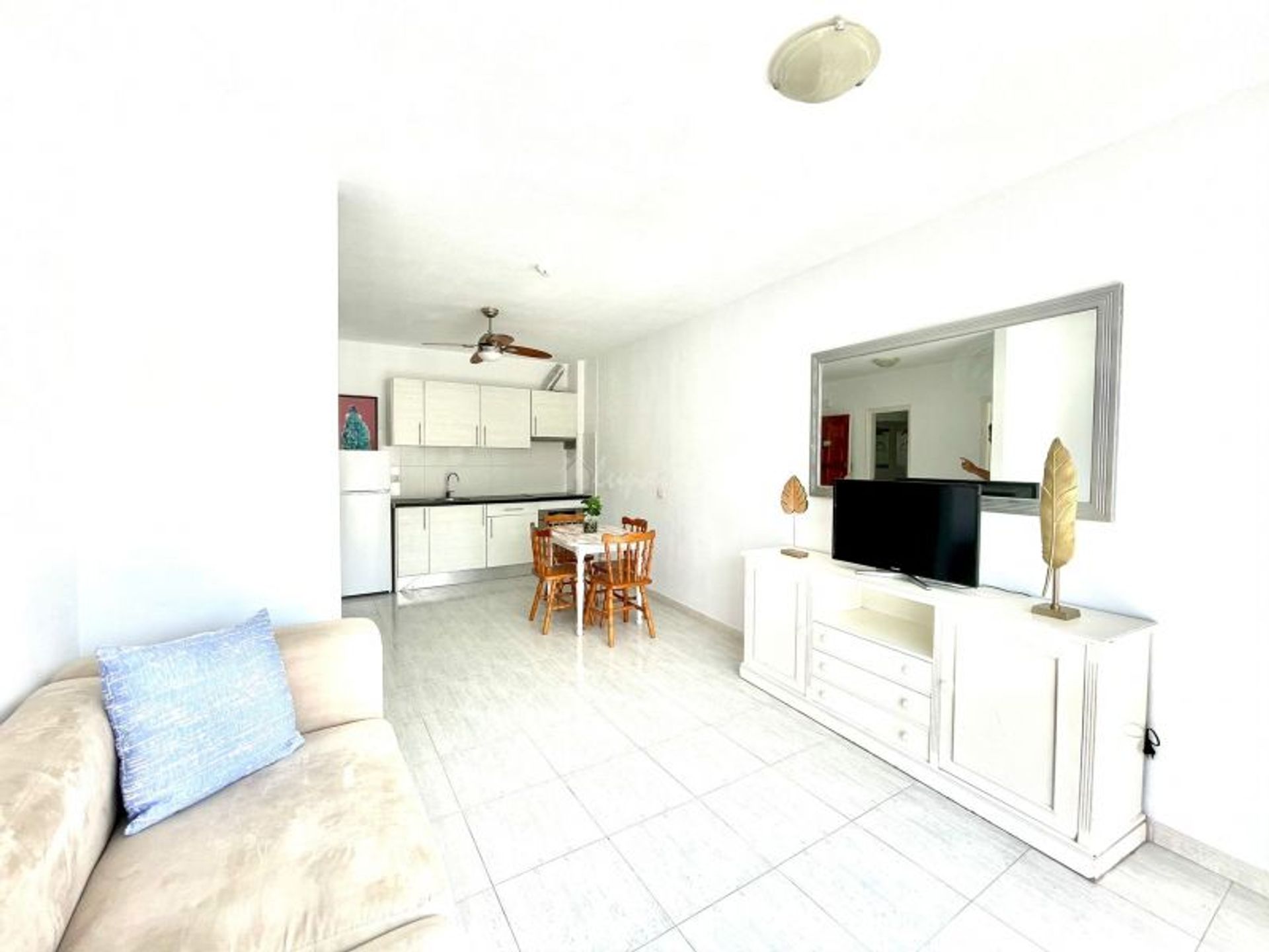 Condominium dans Adeje, Canarias 10218094