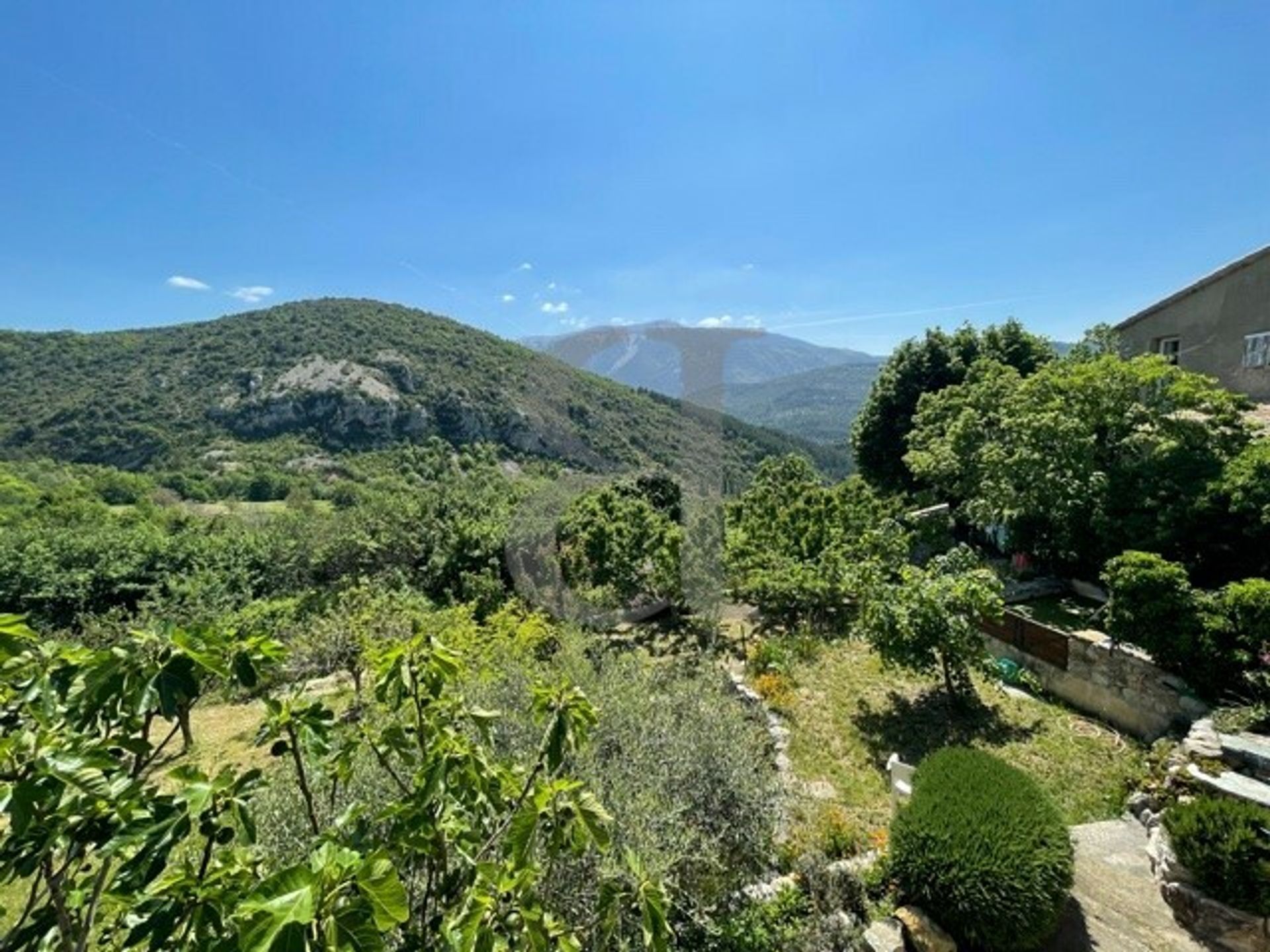 σπίτι σε Buis-les-Baronnies, Ωβέρνη-Ροδανός-Άλπεις 10218183