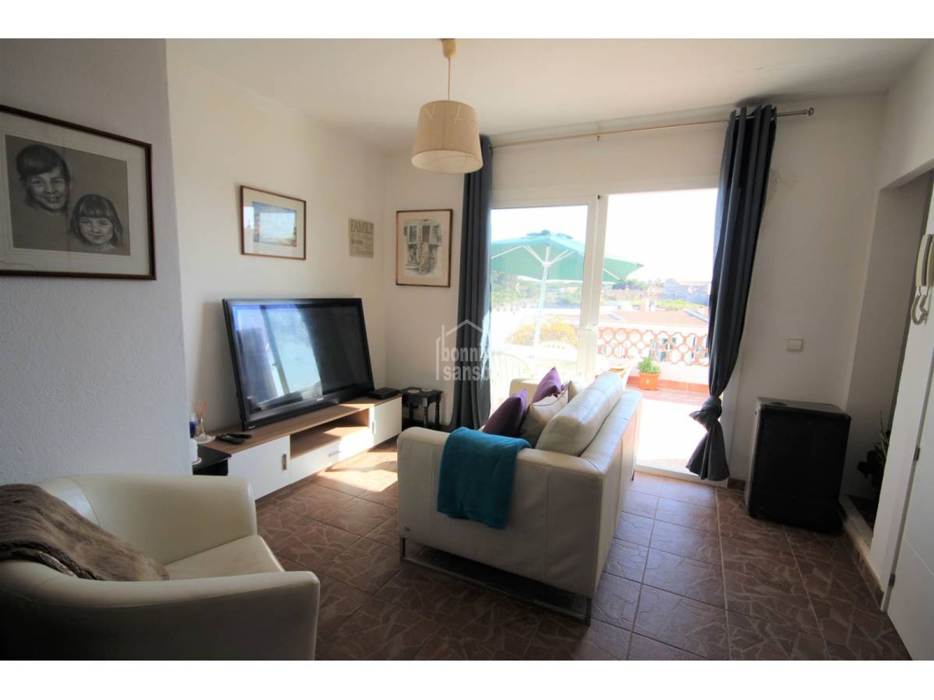 Condominium in Es Castell, Balearic Islands 10218303