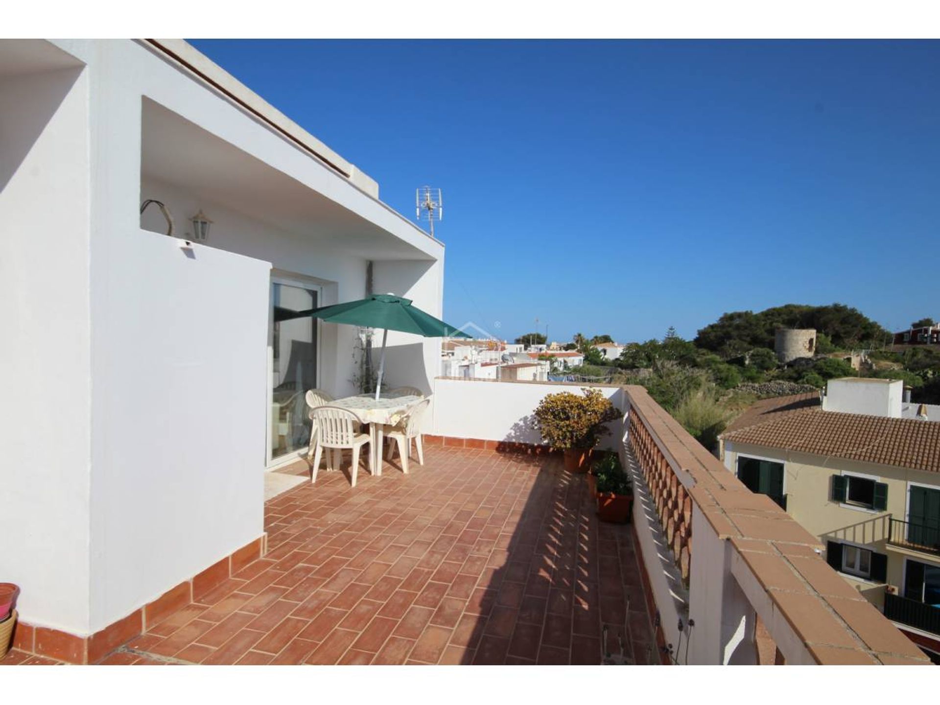 Condominium in Es Castell, Balearic Islands 10218303