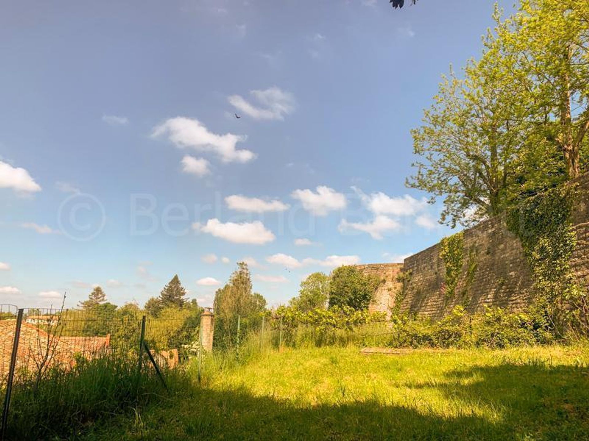 房子 在 Chef-Boutonne, Nouvelle-Aquitaine 10218421