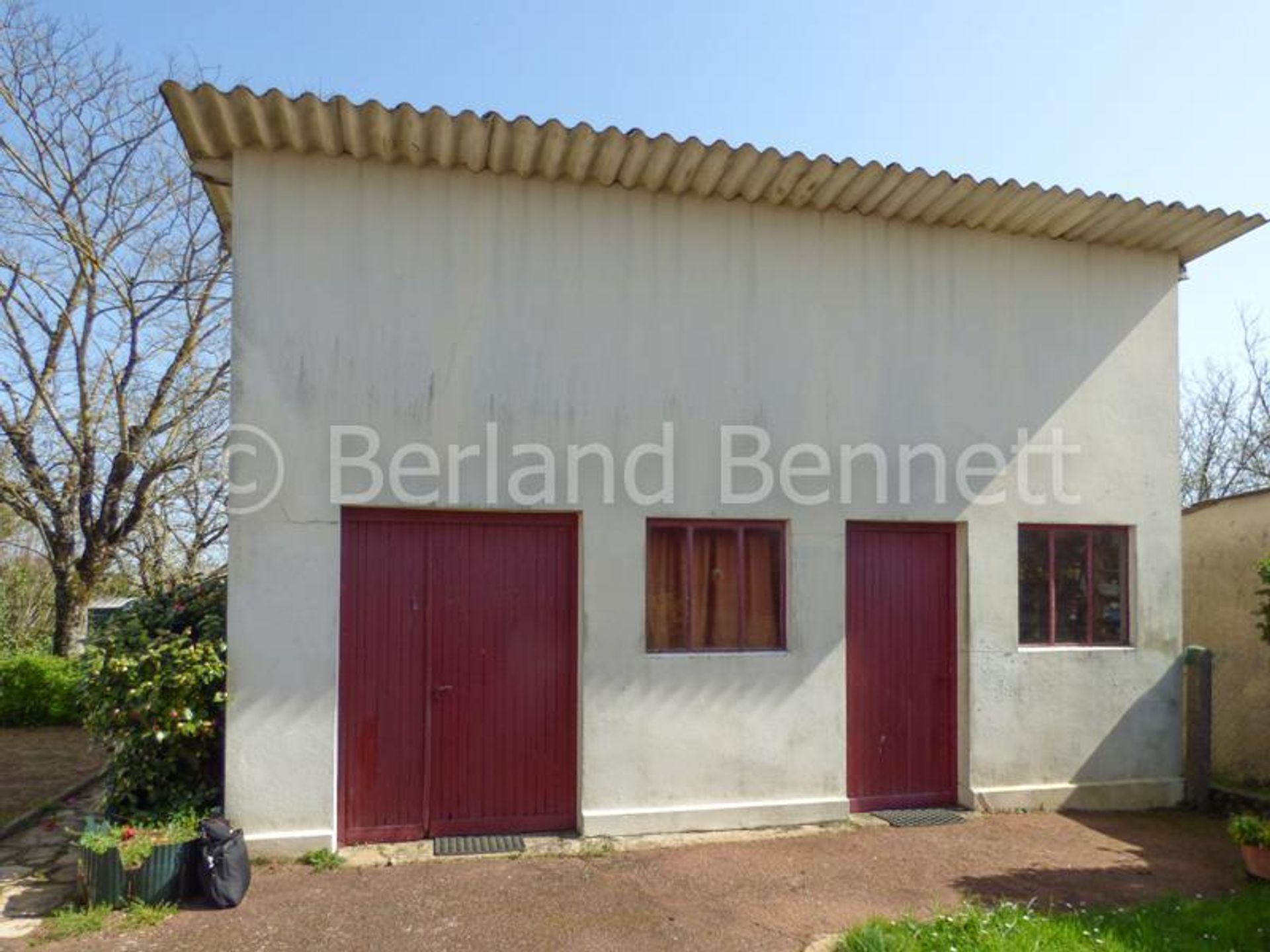 House in Sauzé-Vaussais, Nouvelle-Aquitaine 10218423