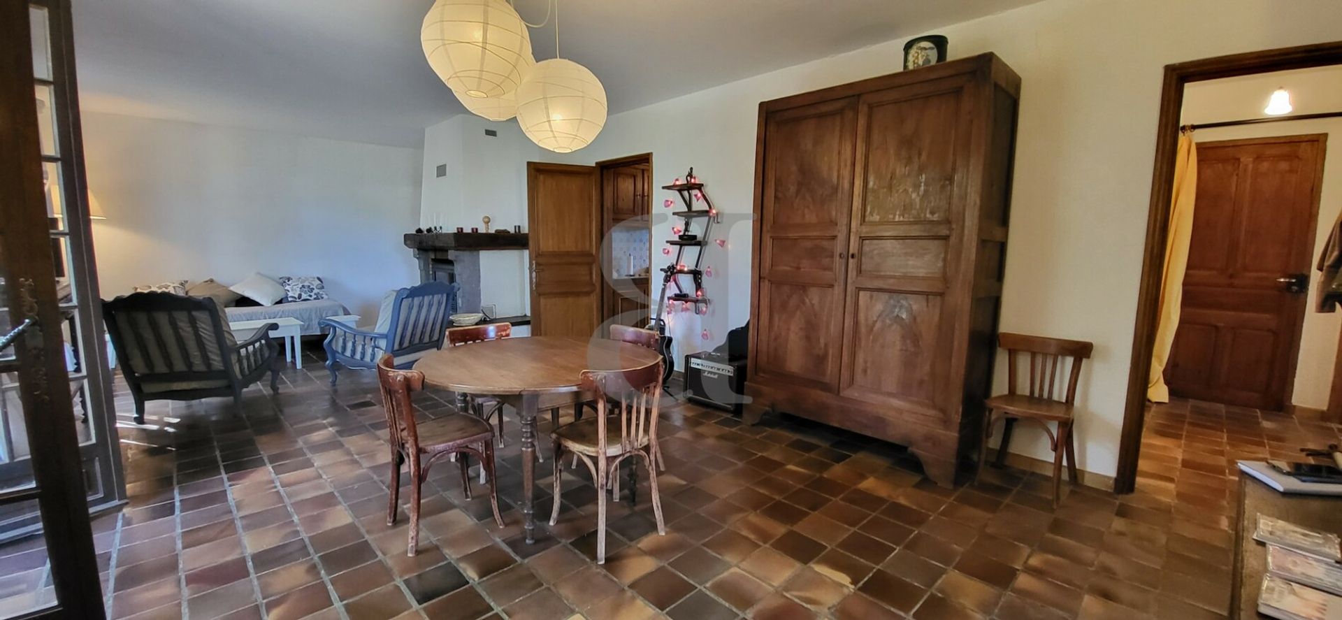 Talo sisään Vaison-la-Romaine, Provence-Alpes-Côte d'Azur 10218442