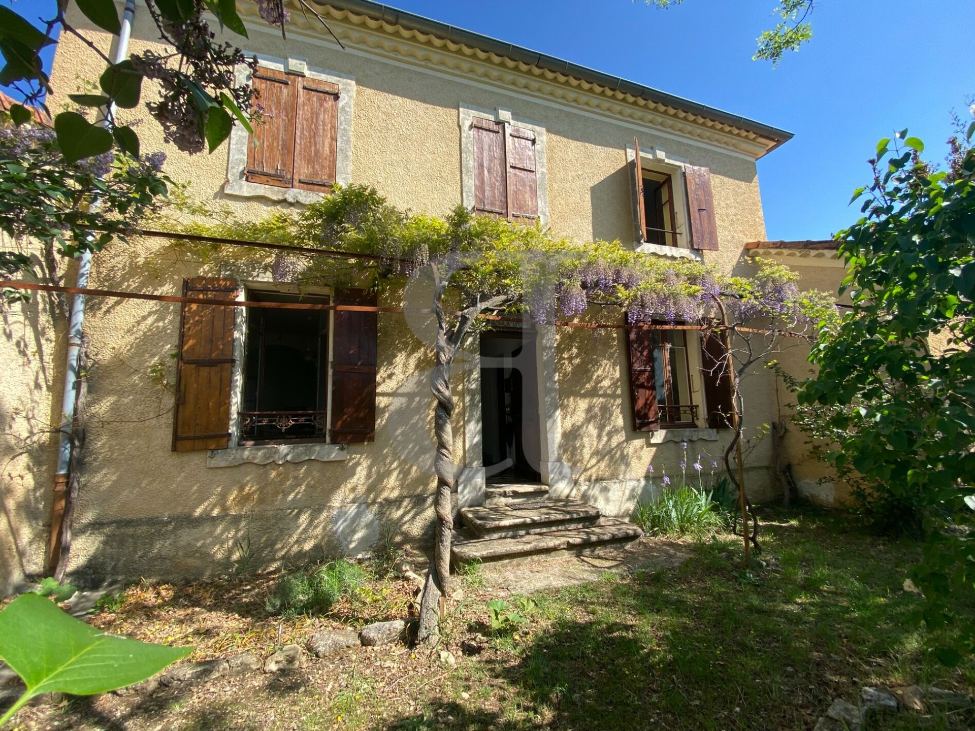 casa no Valréas, Provence-Alpes-Côte d'Azur 10218475