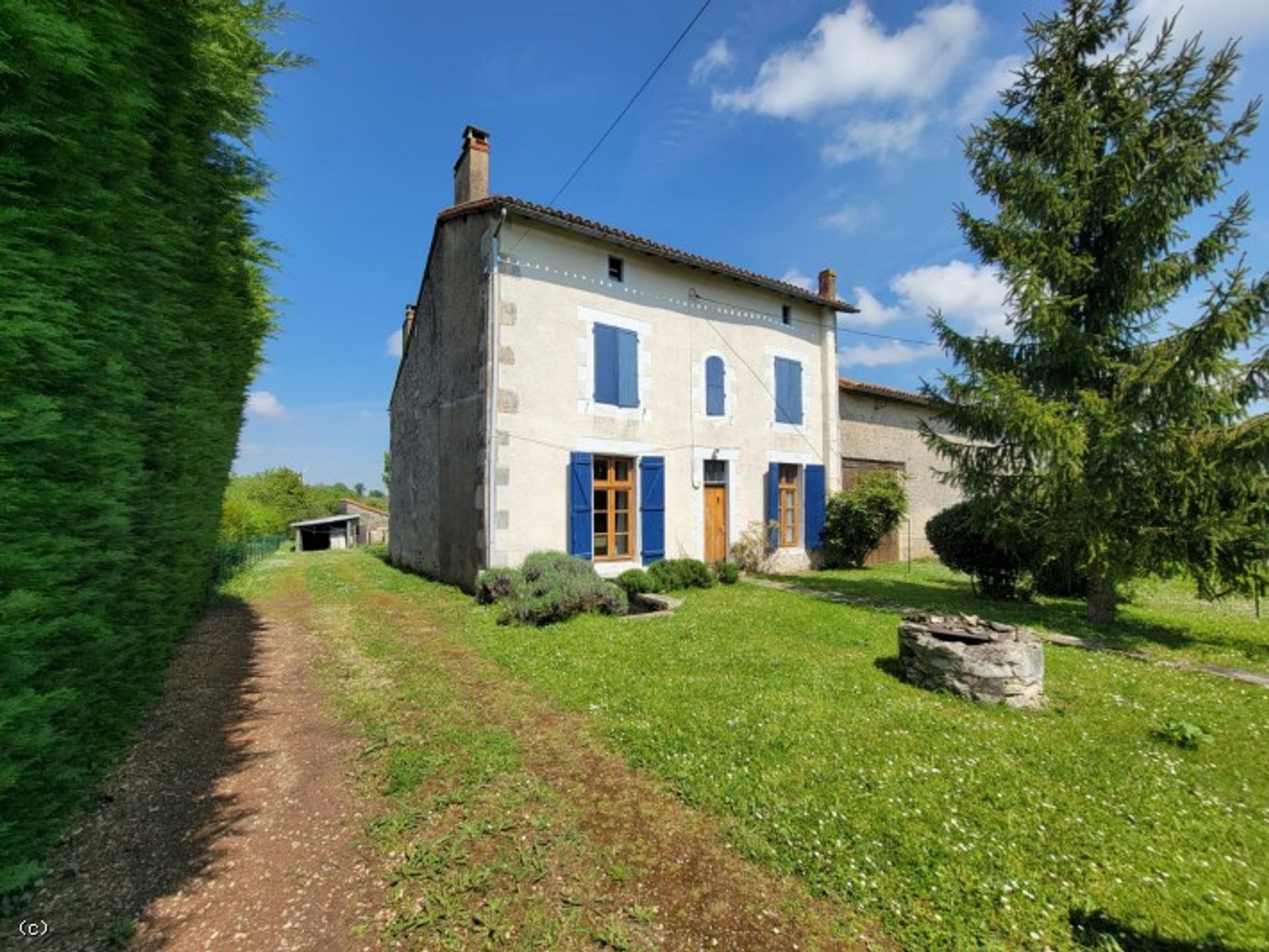 rumah dalam Villefagnan, Nouvelle-Aquitaine 10218576