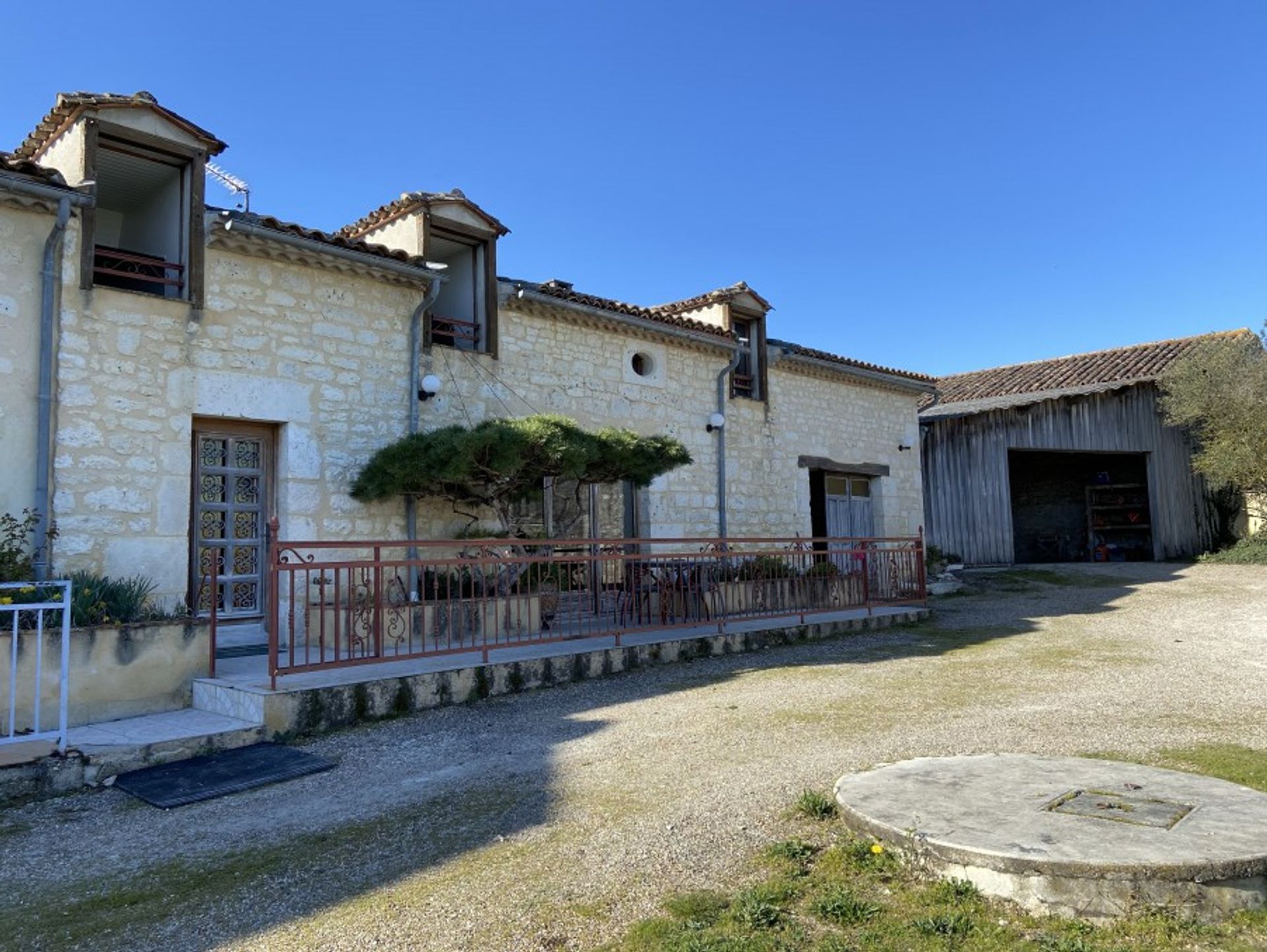 rumah dalam Soumensac, Nouvelle-Aquitaine 10218748