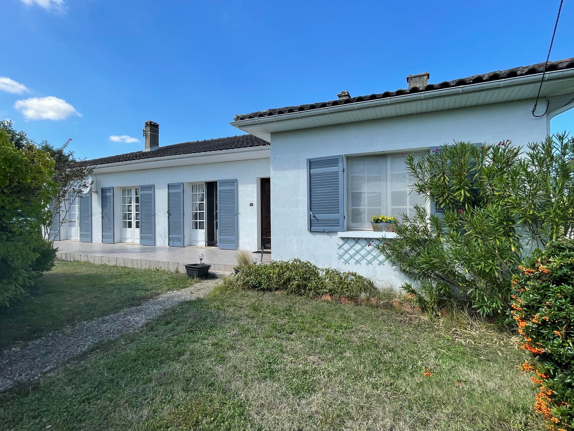 Huis in Miramont-de-Guyenne, Nouvelle-Aquitaine 10218751