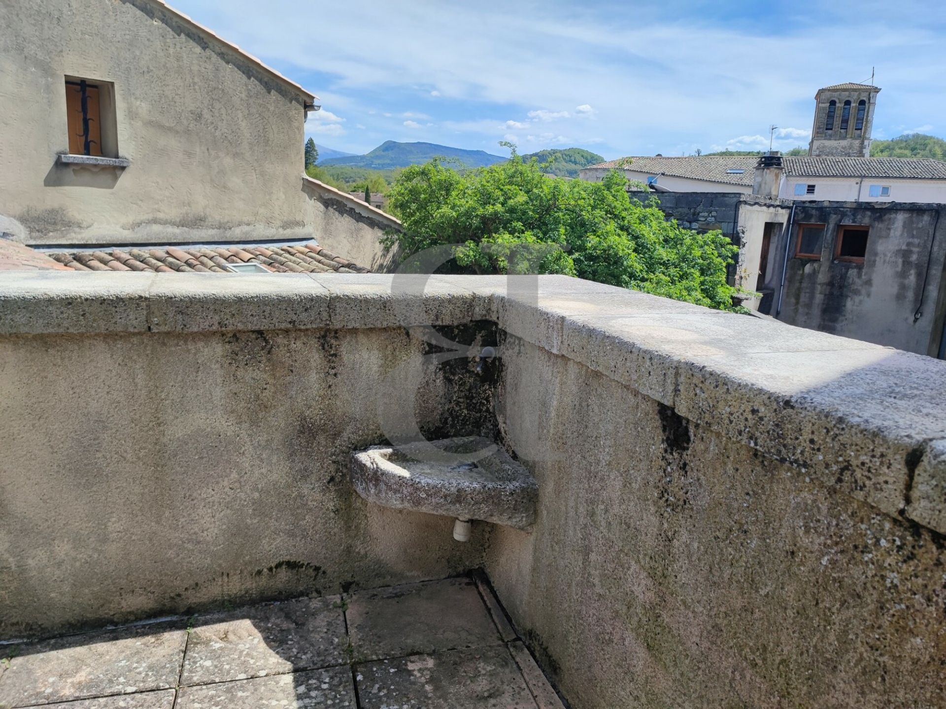 Talo sisään Bourdeaux, Auvergne-Rhône-Alpes 10218768