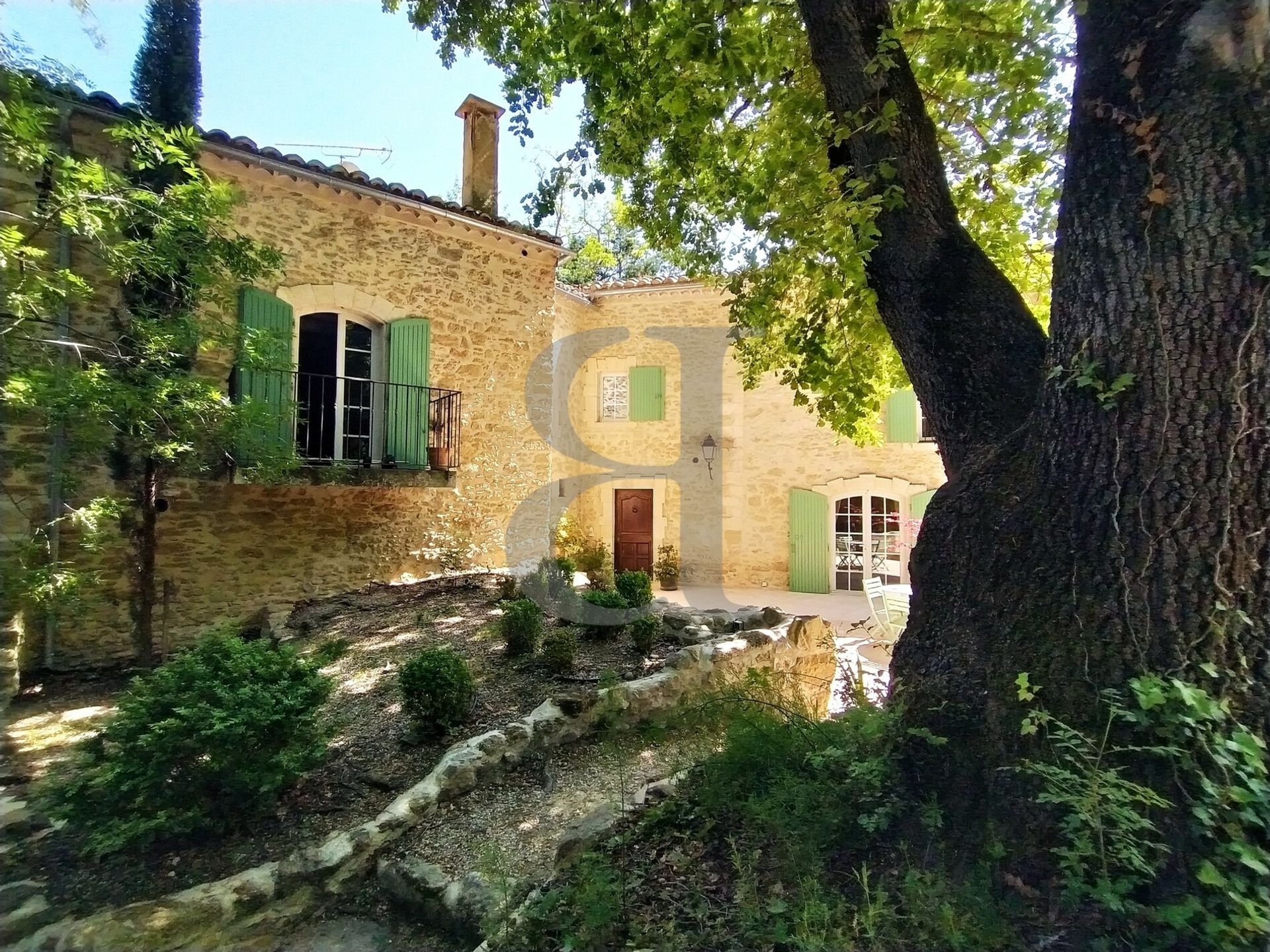 Lain di Saint-Rémy-de-Provence, Provence-Alpes-Côte d'Azur 10218779