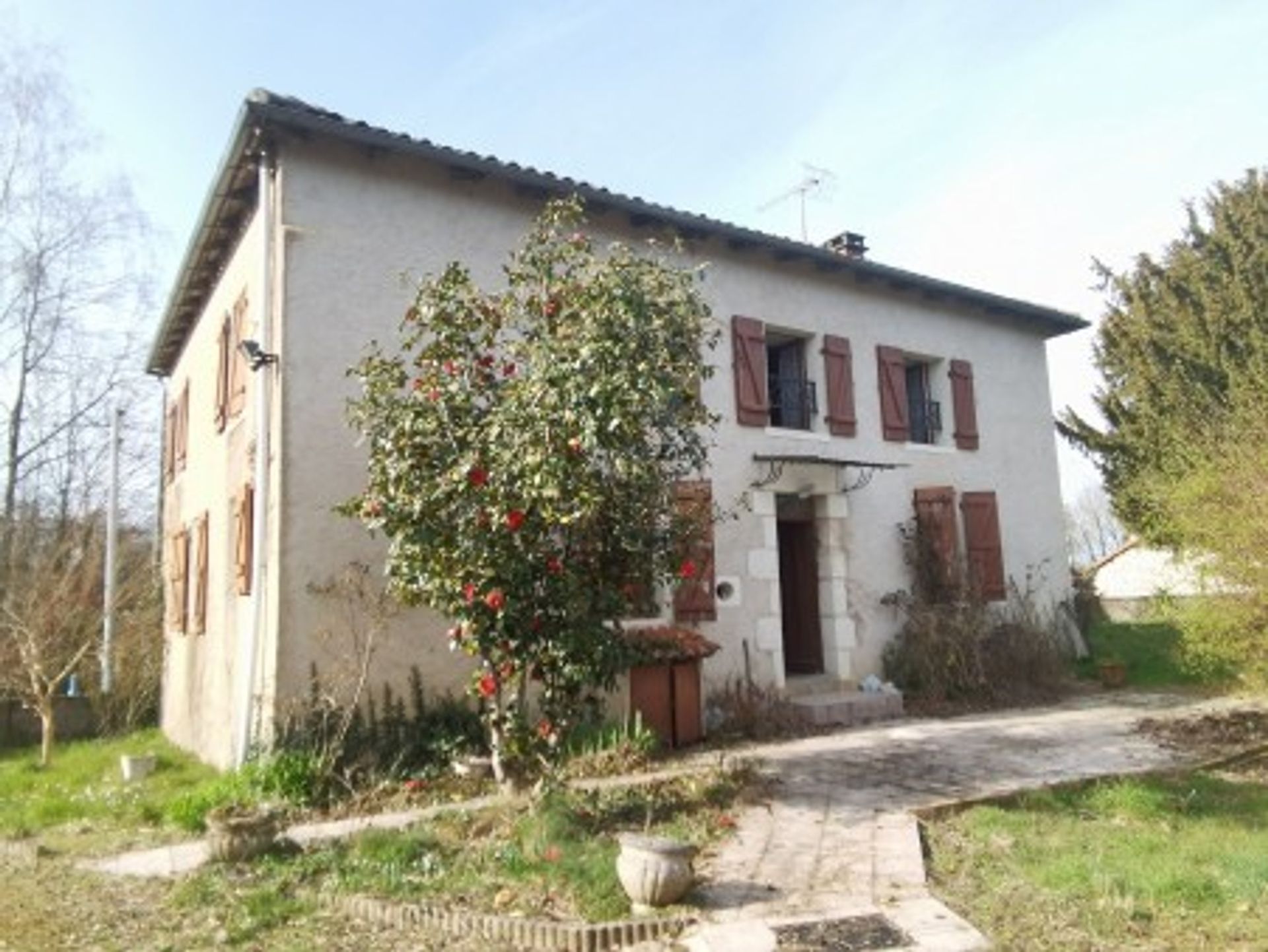 casa no Massignac, Nouvelle-Aquitaine 10218791