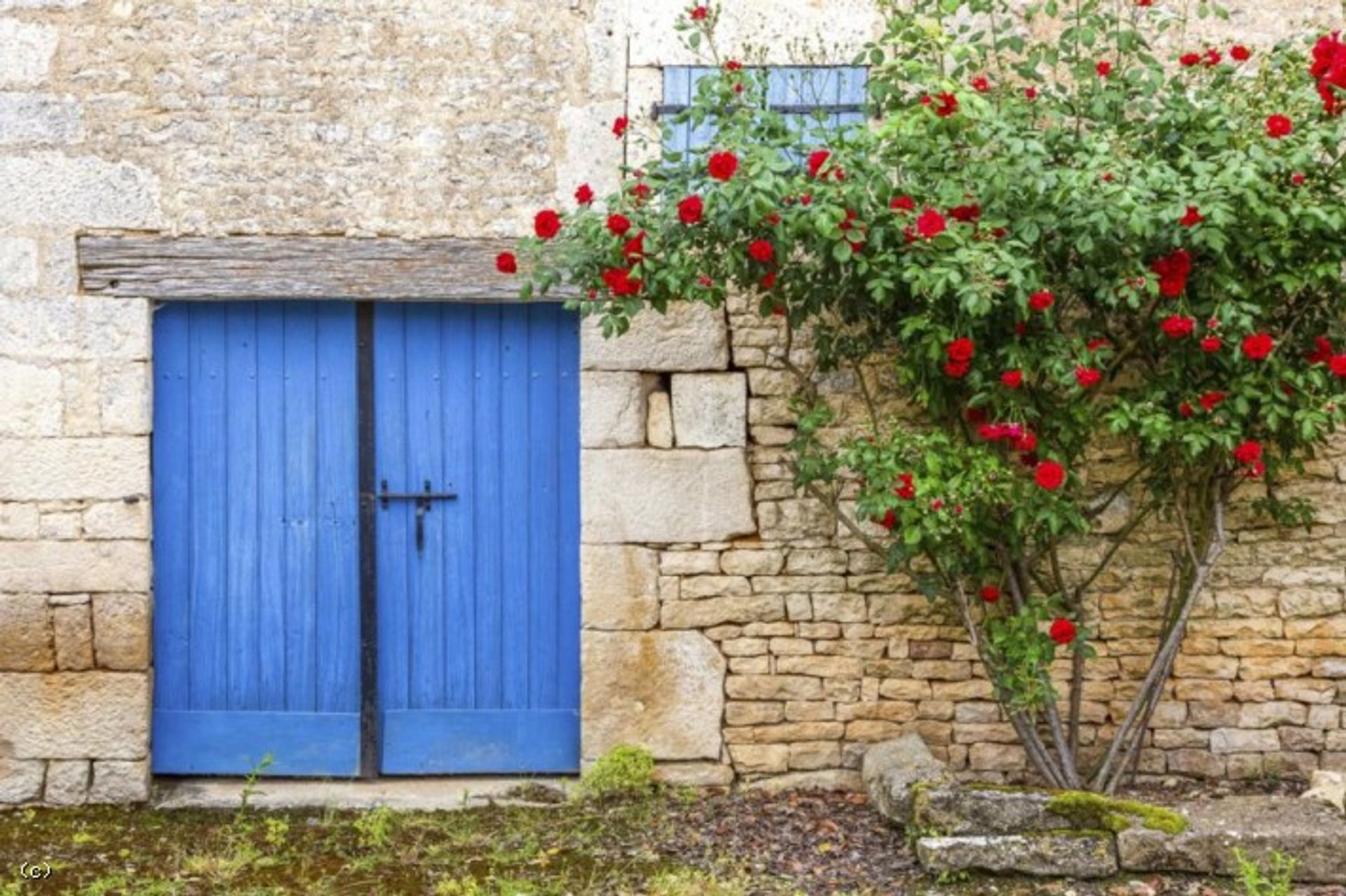 Rumah di Ruffec, Nouvelle-Aquitaine 10218801