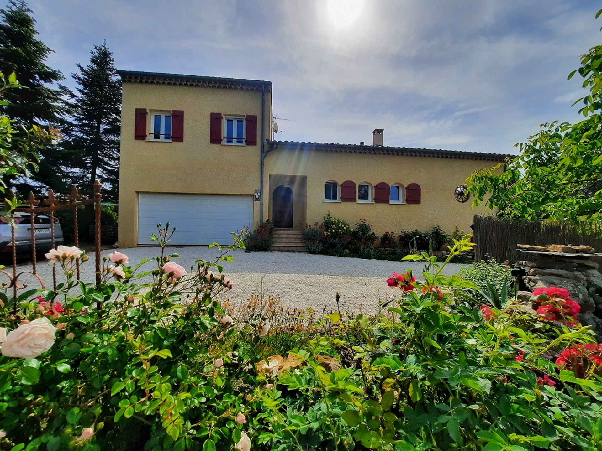 Rumah di Saint-Genies-de-Fontedit, Occitanie 10219450