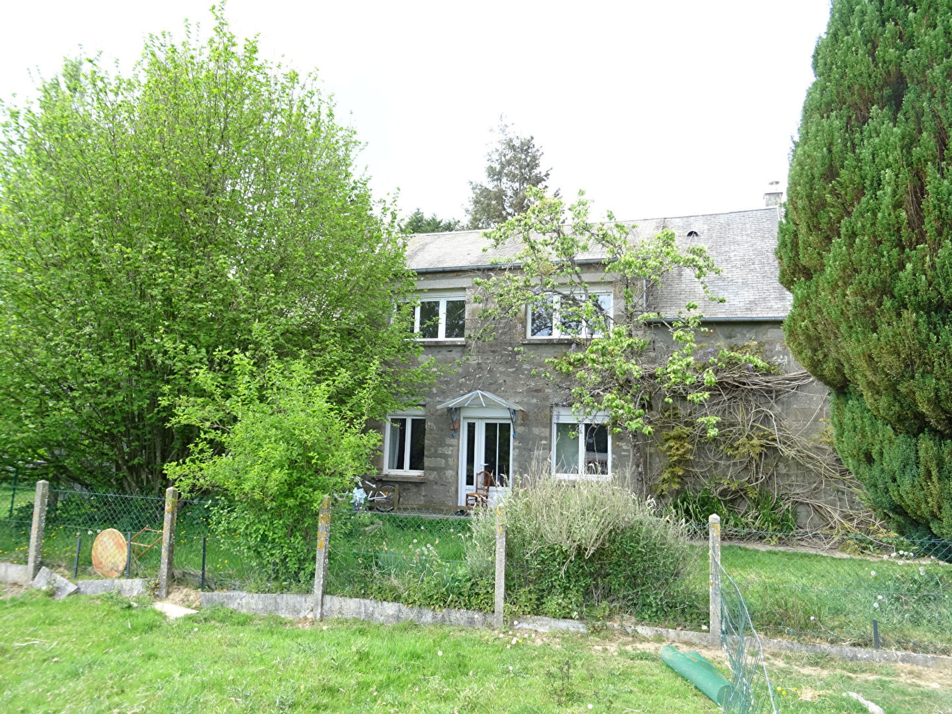 Hus i Saint-Clément-Rancoudray, Normandy 10219465