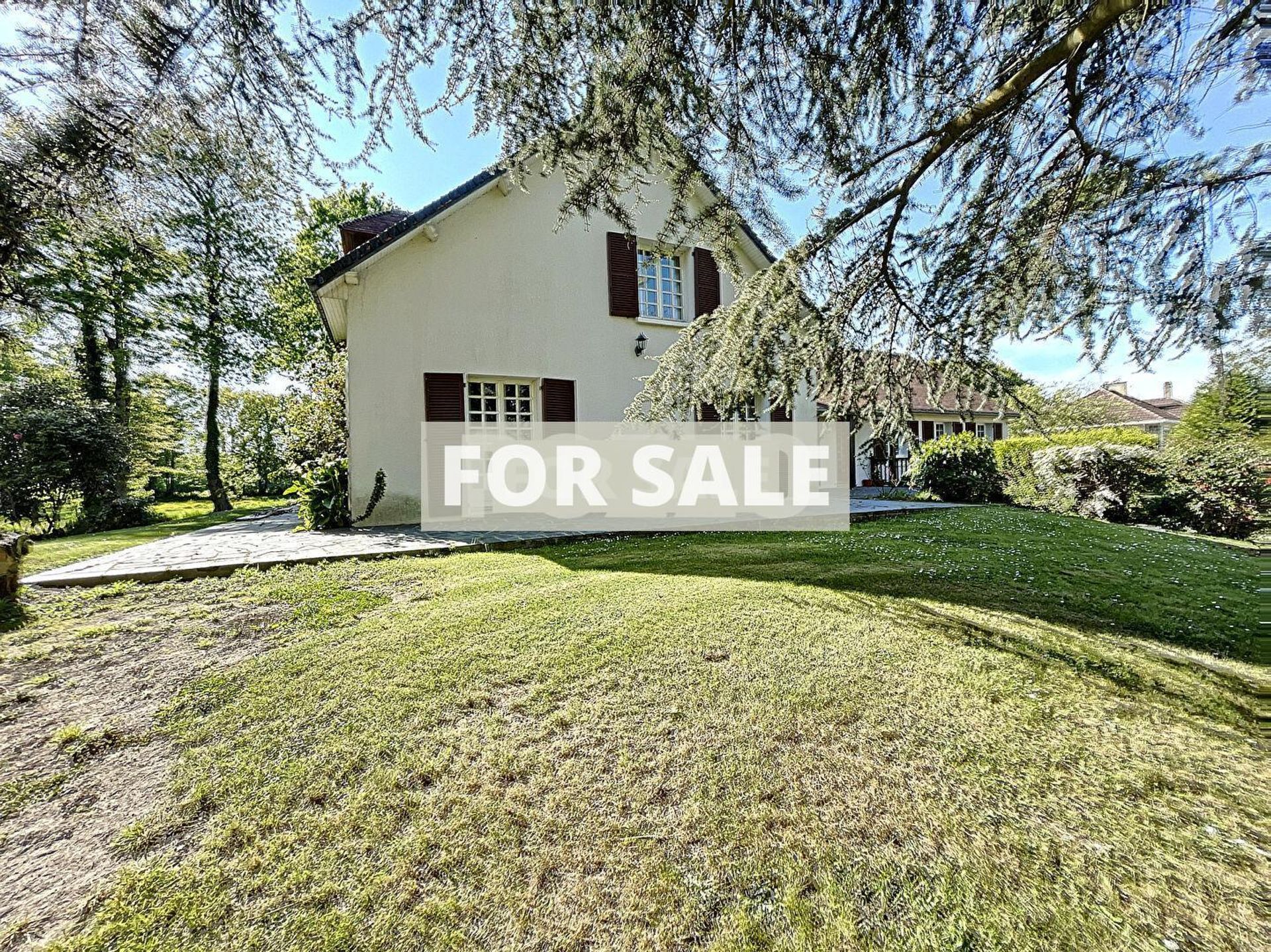 House in Saint-Sauveur-Lendelin, Normandie 10219477