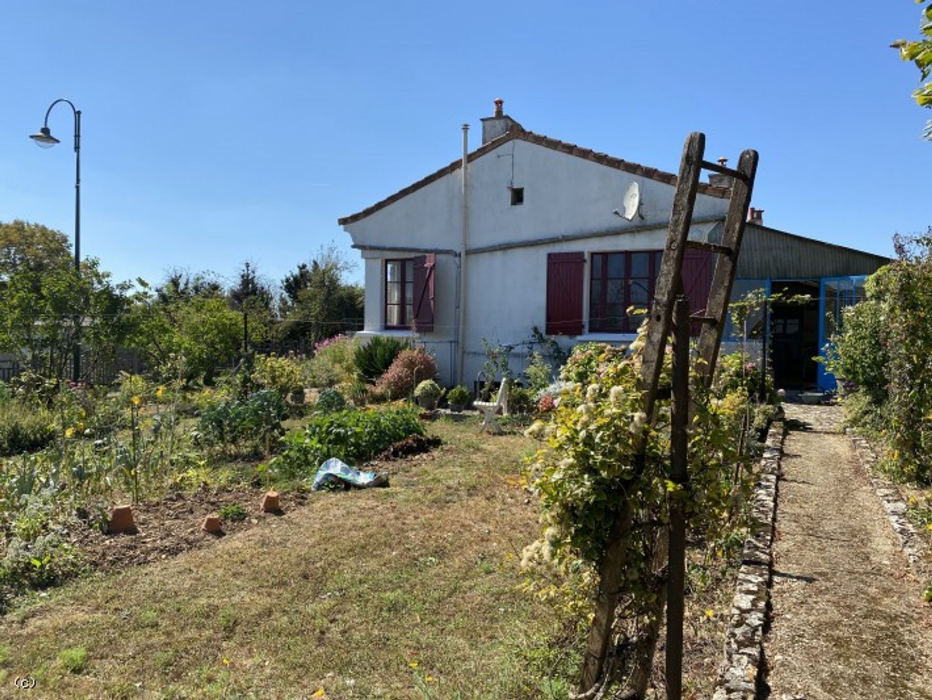 rumah dalam Lizant, Nouvelle-Aquitaine 10219493