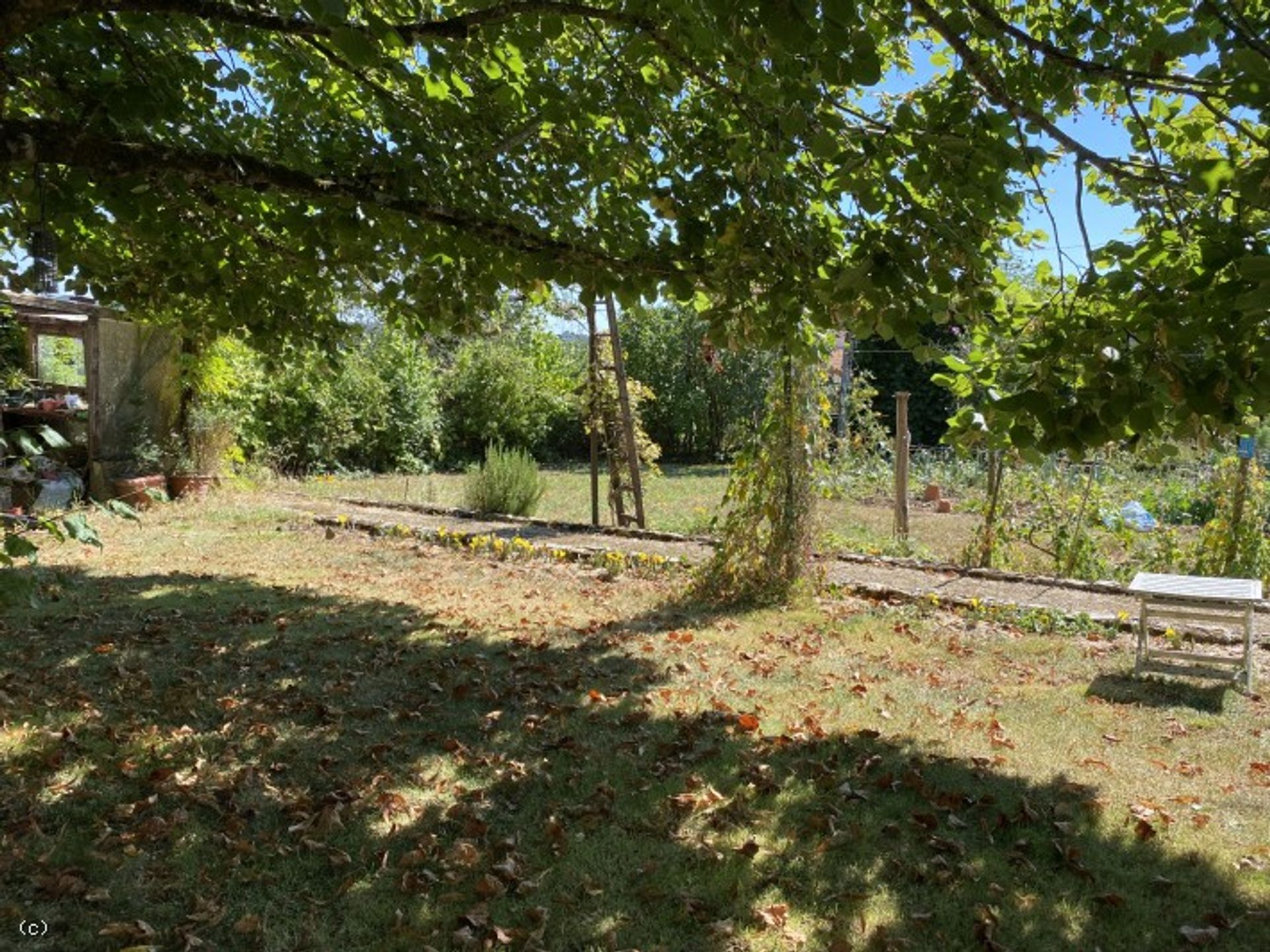 rumah dalam Lizant, Nouvelle-Aquitaine 10219493