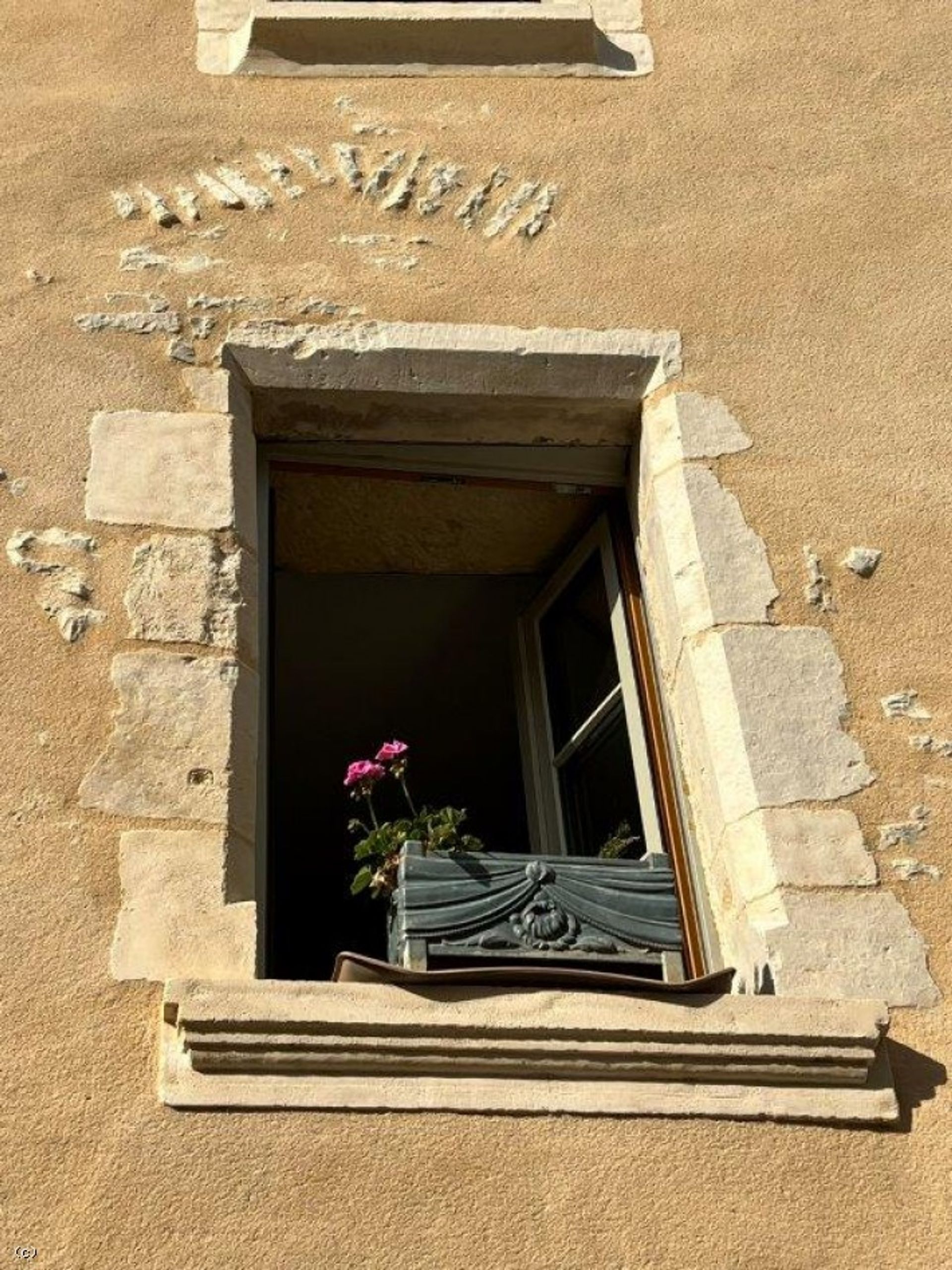 Hus i Verteuil-sur-Charente, Nouvelle-Aquitaine 10219584