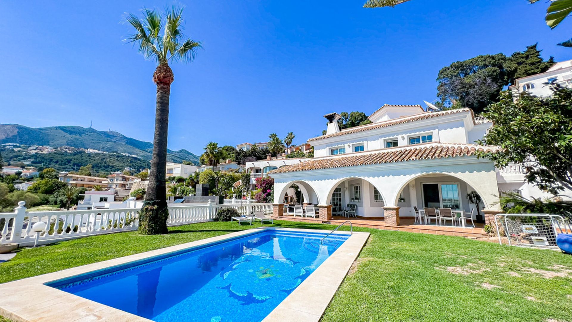 rumah dalam Benalmádena, Andalusia 10219861